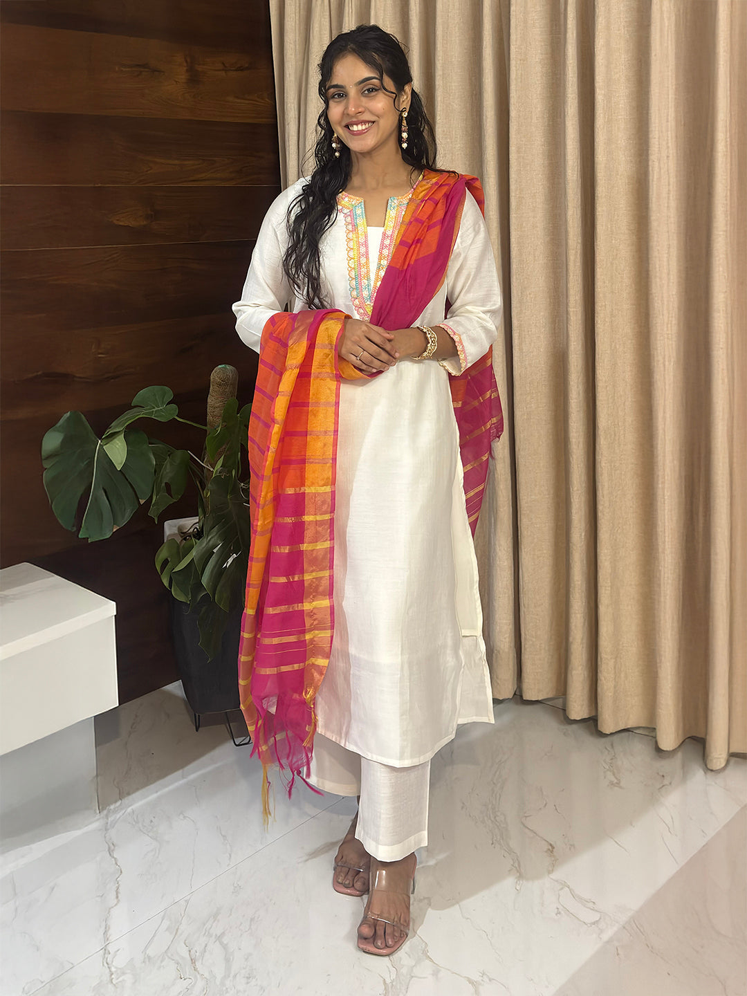 Ninnique Women's Off White Silk Blend Embellished Straight Kurta Set
