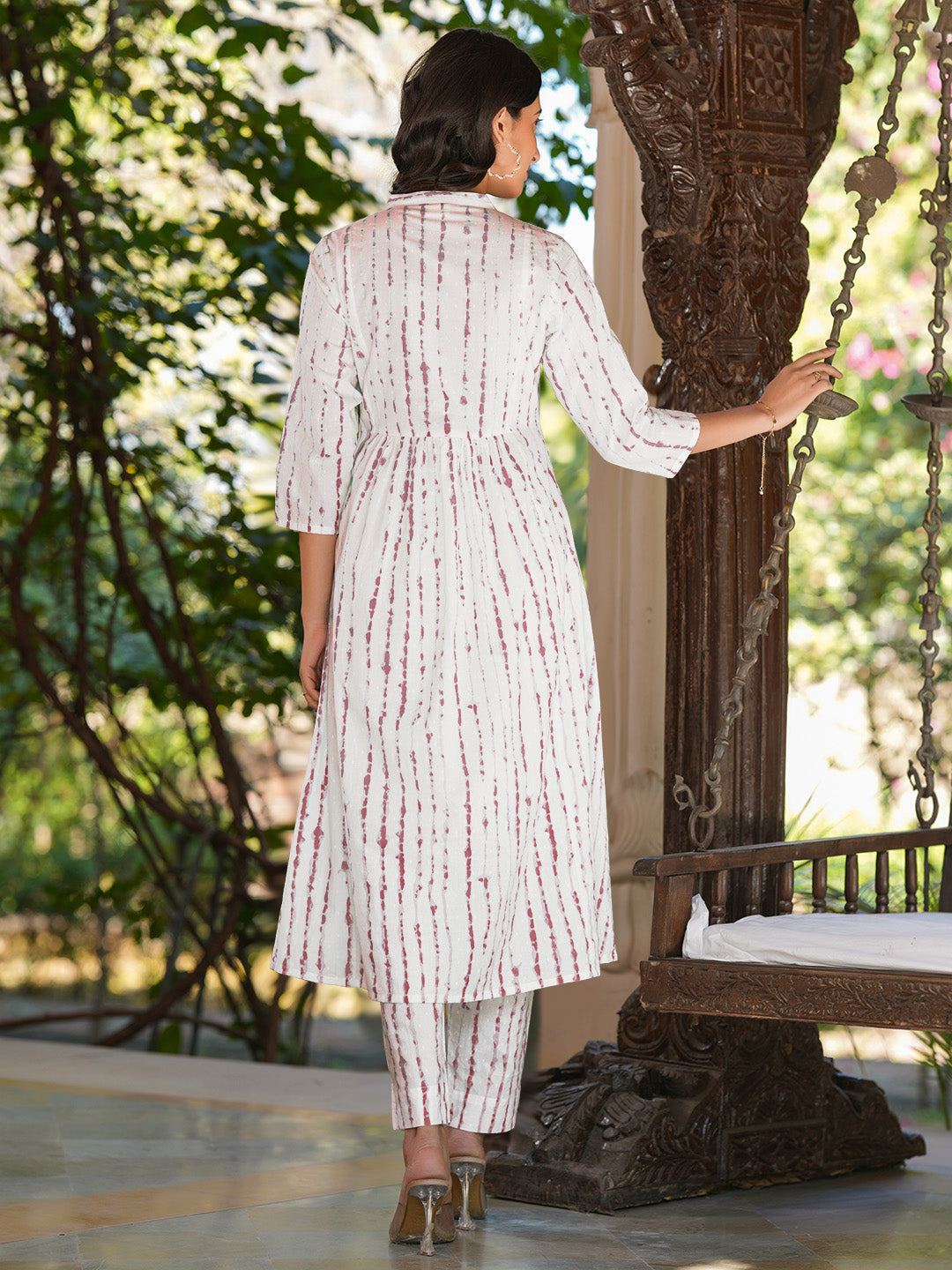 Ninnique Women's White Pure Cotton Tie & Dye With Mirror Work A-line Kurta Pant Set