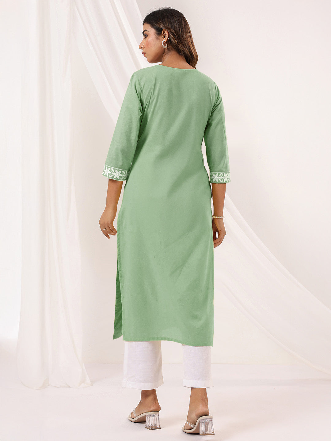 Ninnique Women's Light Green Pure Cotton Embroidered Straight Kurta