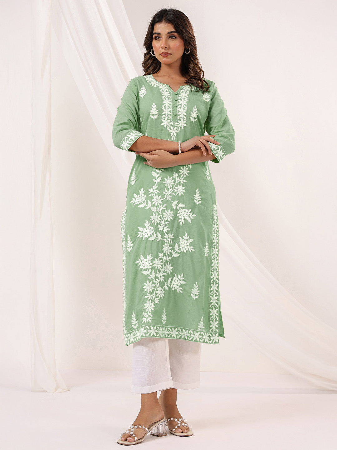 Ninnique Women's Light Green Pure Cotton Embroidered Straight Kurta