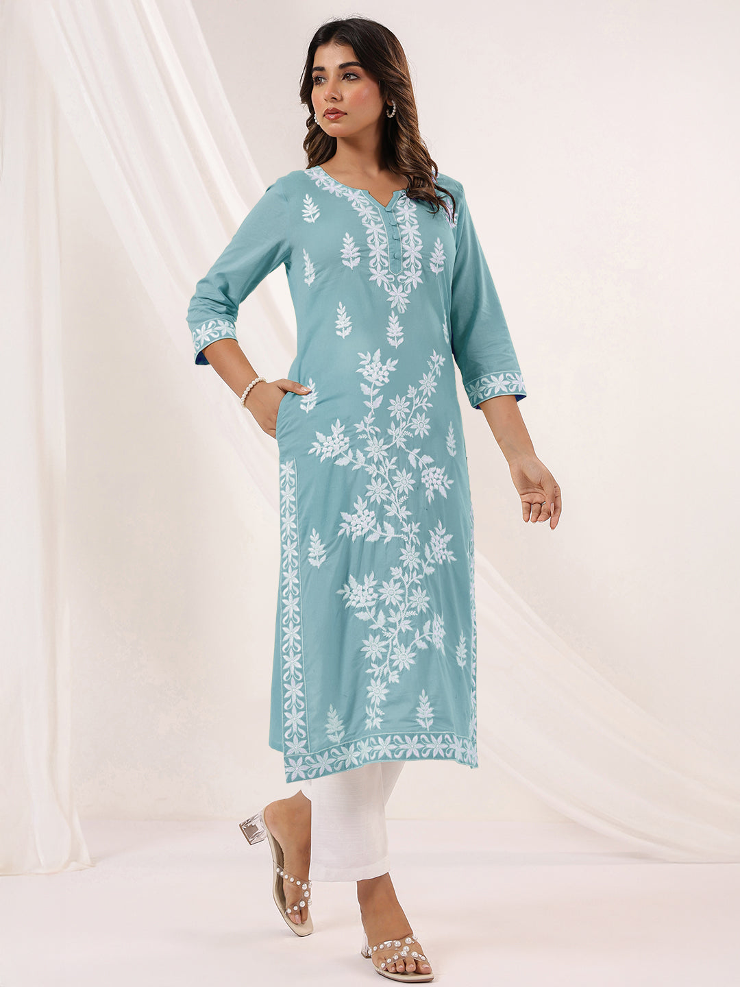 Ninnique Women's Light Blue Pure Cotton Embroidered Straight Kurta