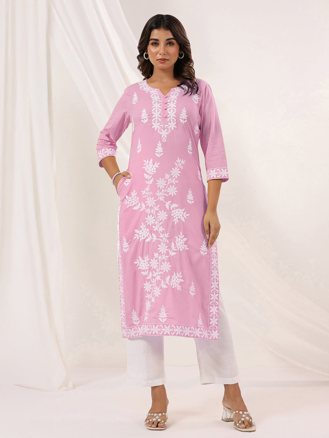 Ninnique Women's Light Pink Pure Cotton Embroidered Straight Kurta