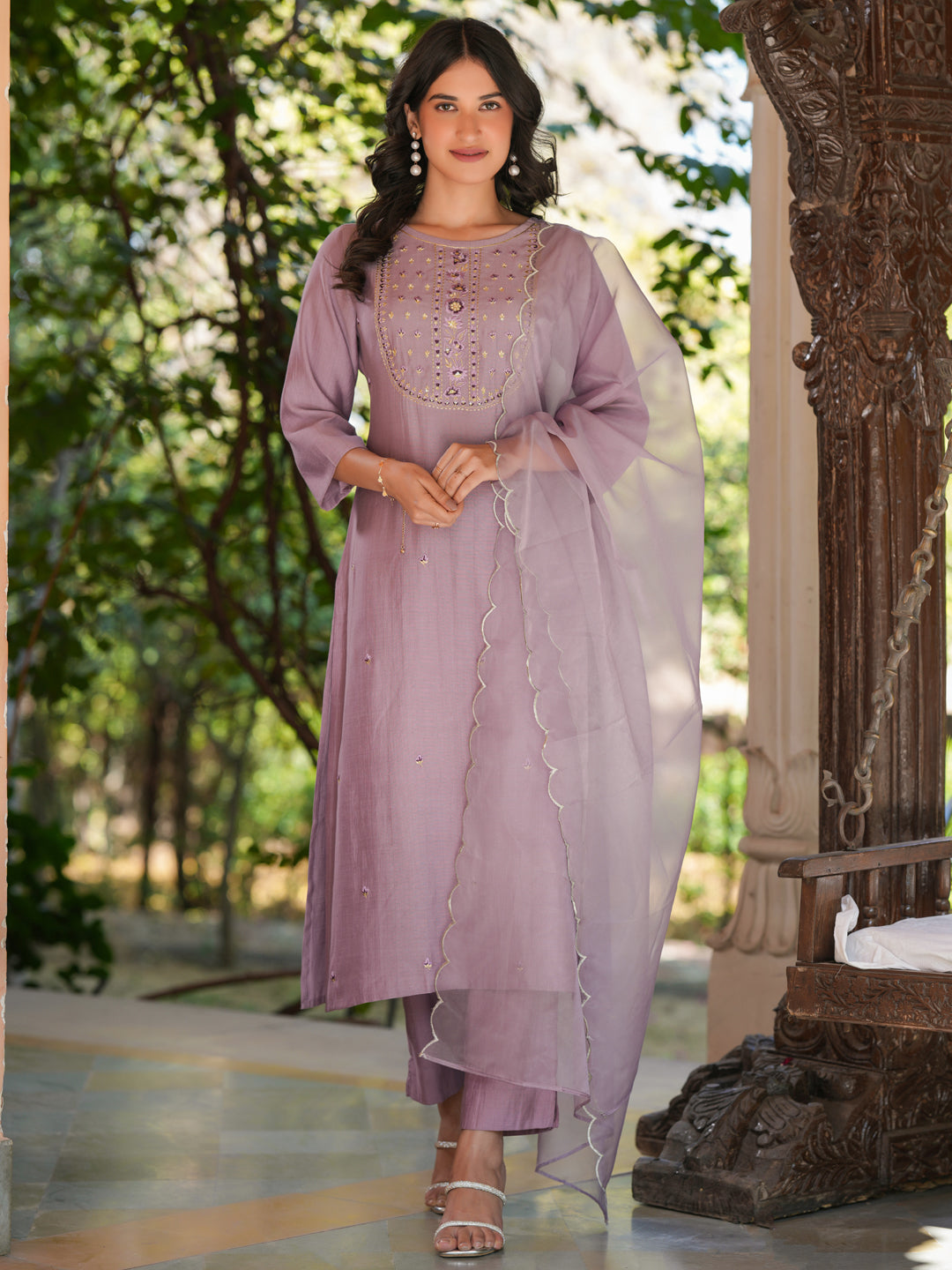 Ninnique Women's Lavender Silk Blend Embroidered Straight Kurta Set