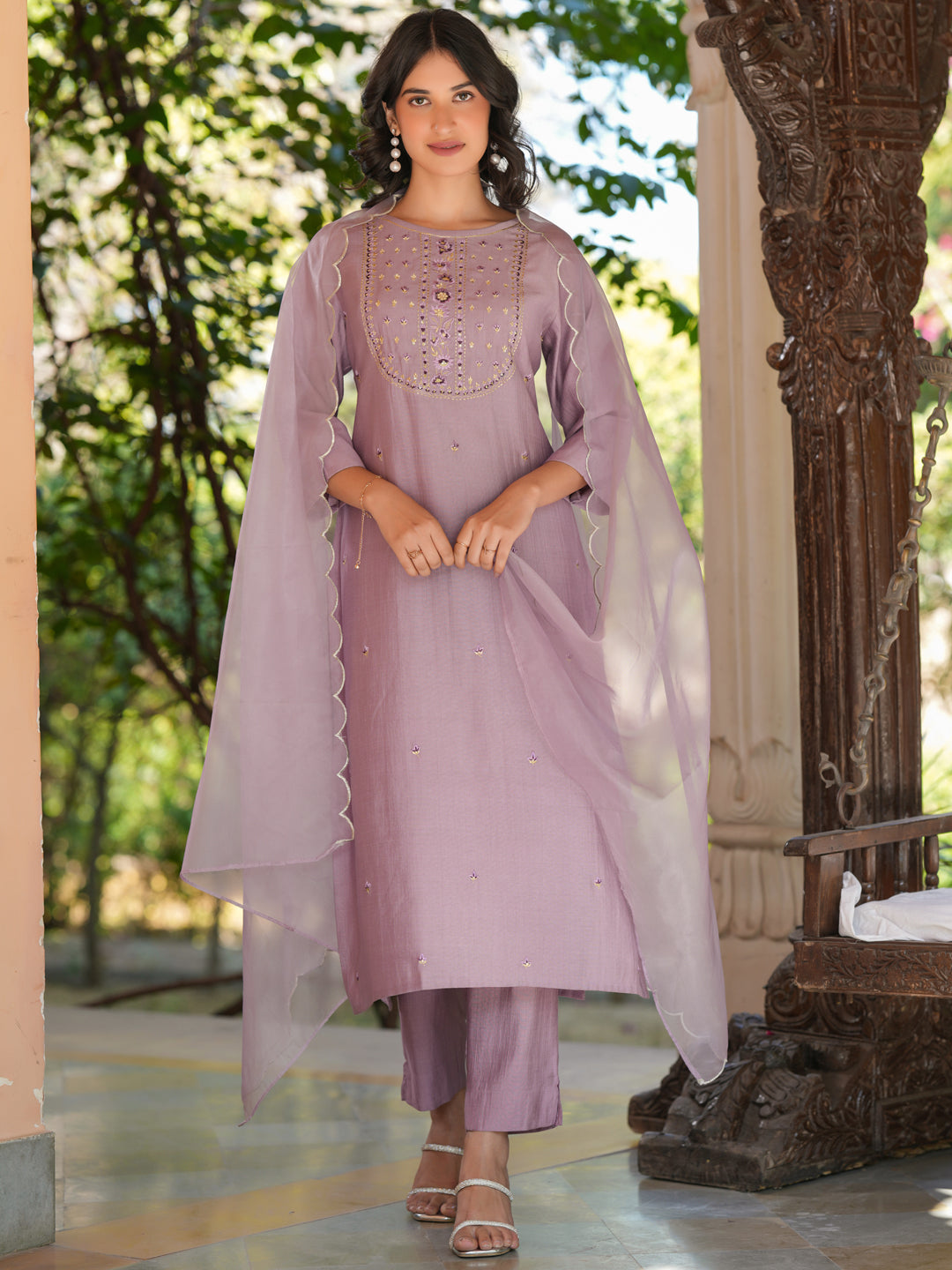 Ninnique Women's Lavender Silk Blend Embroidered Straight Kurta Set