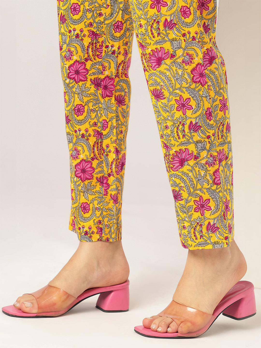 Ninnique Women's Yellow Pure Cotton Floral Printed Angrakha Kurta Set