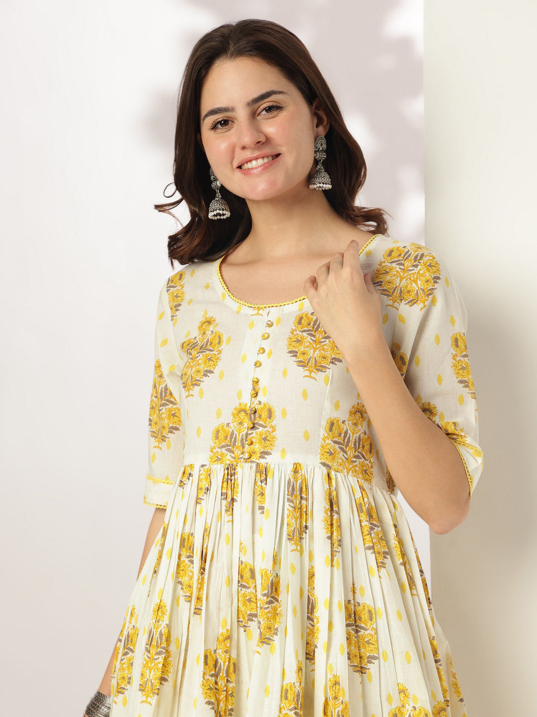 Ninnique Women's Off White Pure Cotton Floral Printed A-line Kurta Set