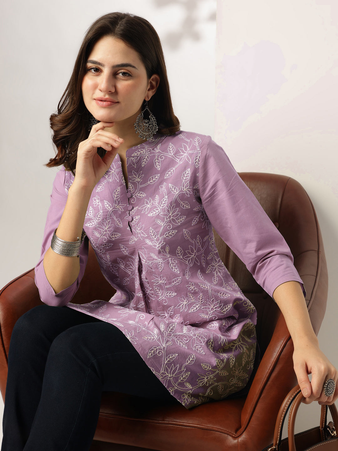 Ninnique Women's Lavender Pure Cotton Chikankari Embroidered Straight Tunic