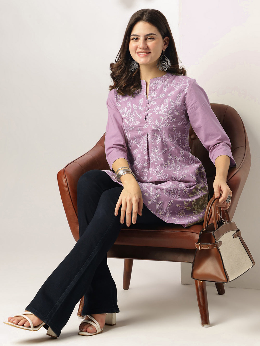 Ninnique Women's Lavender Pure Cotton Chikankari Embroidered Straight Tunic