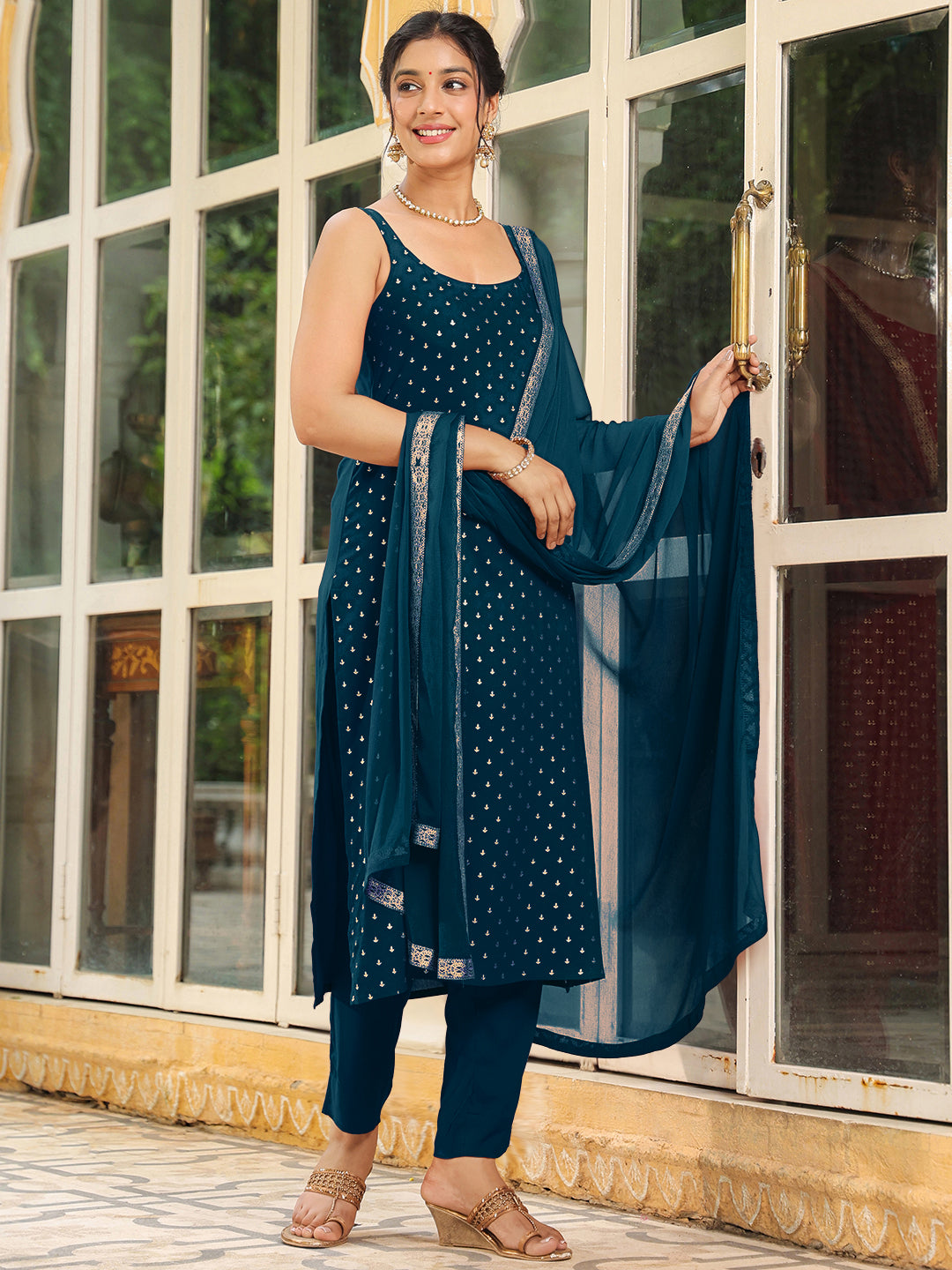 Ninnique Women's Teal Blue Rayon Foil Printed Straight Kurta Set