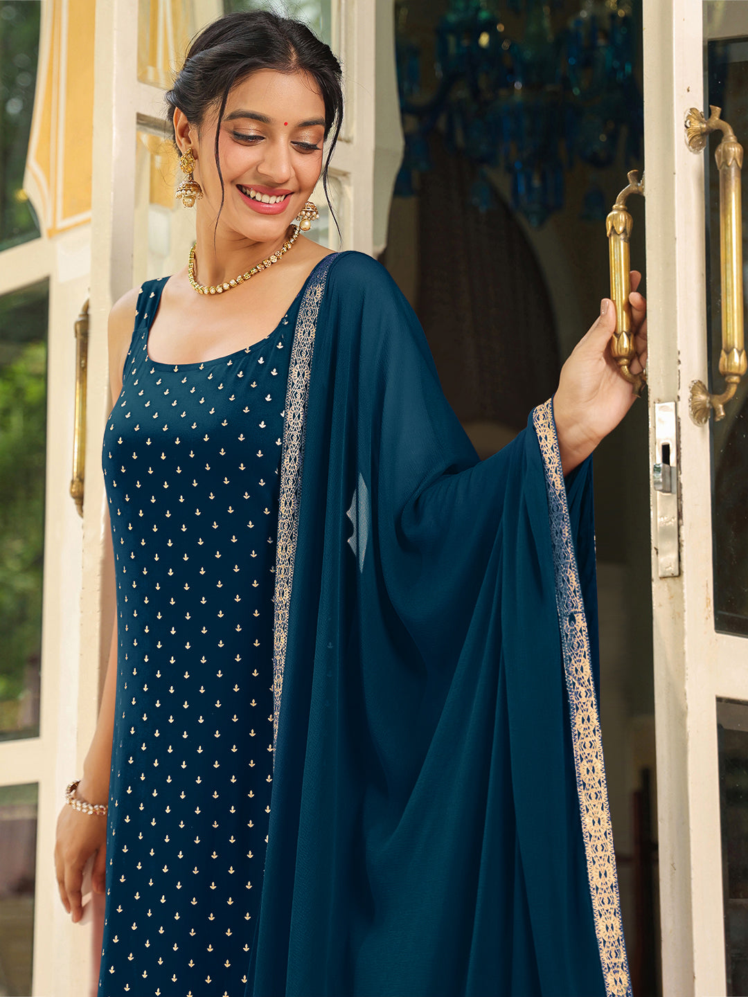 Ninnique Women's Teal Blue Rayon Foil Printed Straight Kurta Set