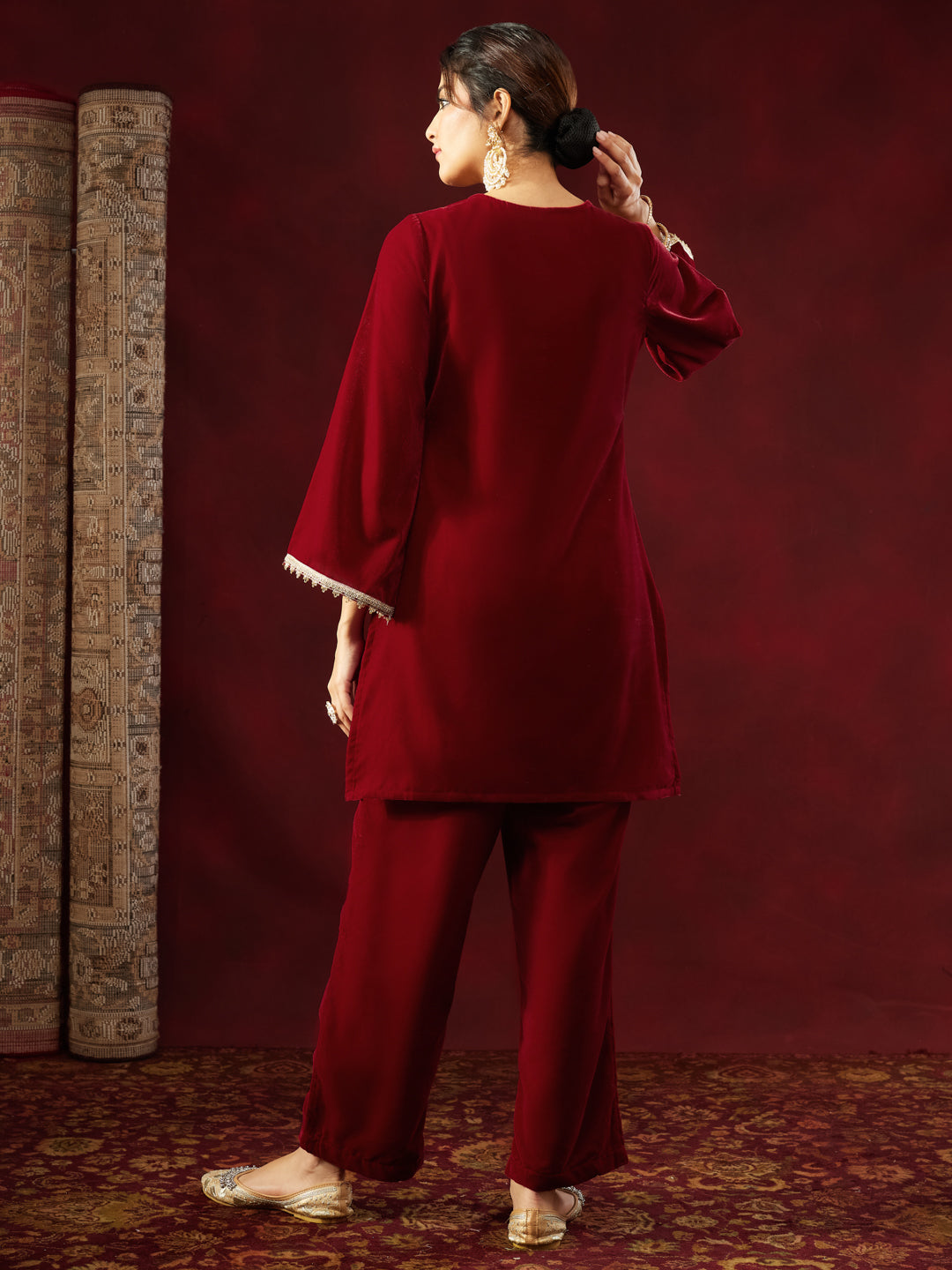 Ninnique Women's Maroon Velvet Zari Yoke Embroidered Straight Co-ord Set