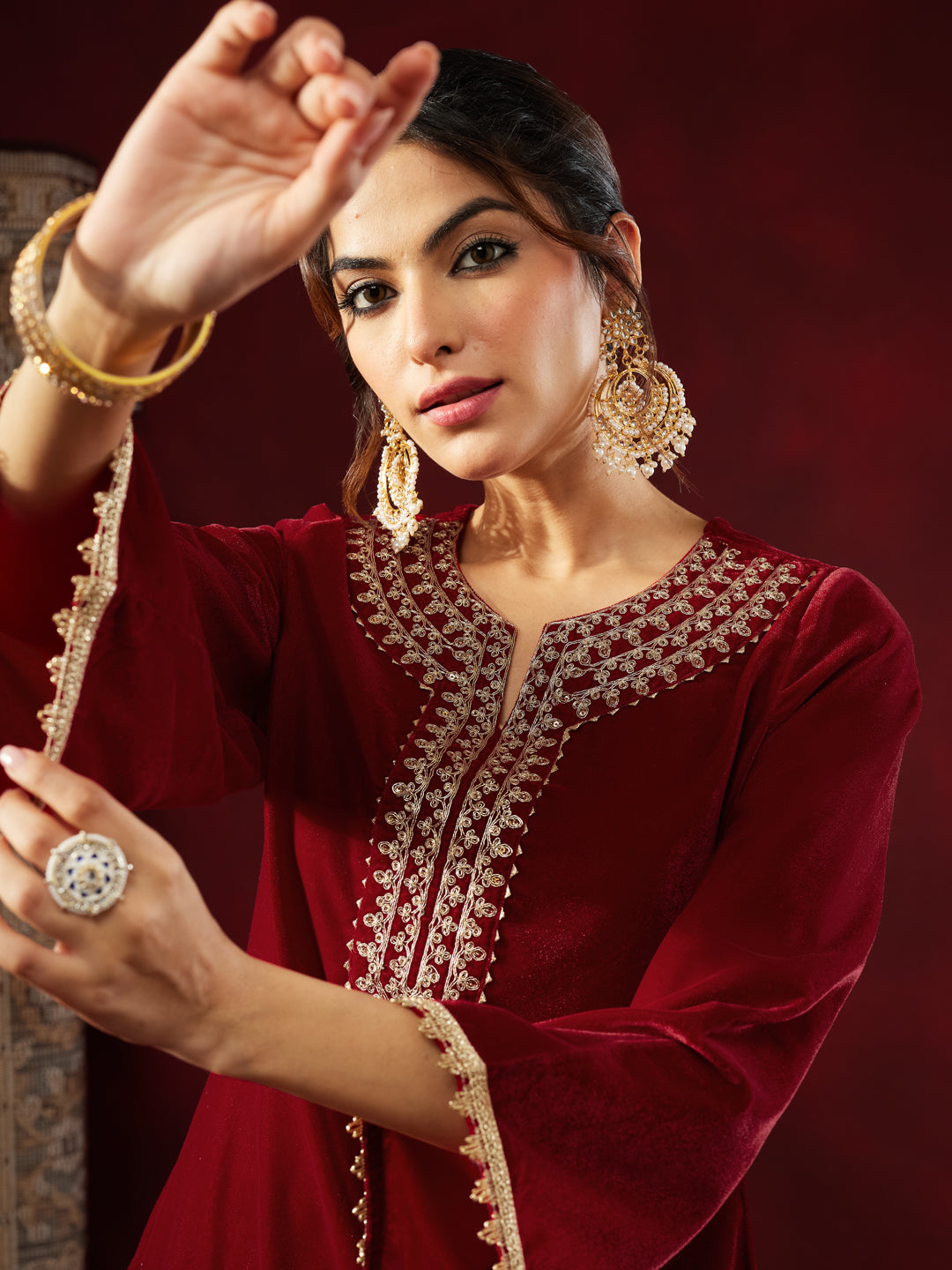 Ninnique Women's Maroon Velvet Zari Yoke Embroidered Straight Co-ord Set