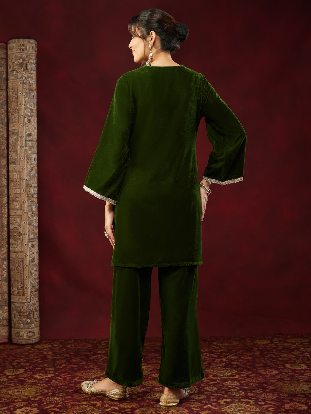 Ninnique Women's Olive Green Velvet Embellished Straight Co-ods Set