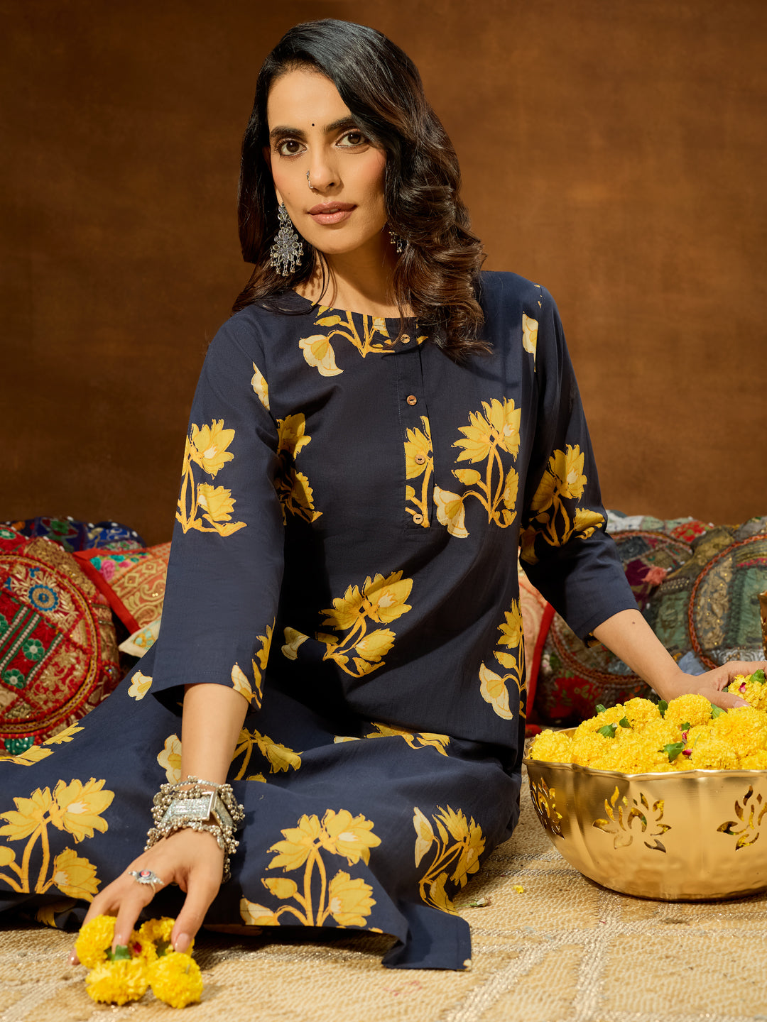 Ninnique Women's Navy Blue Pure Cotton Floral Printed Straight Co-ord Set