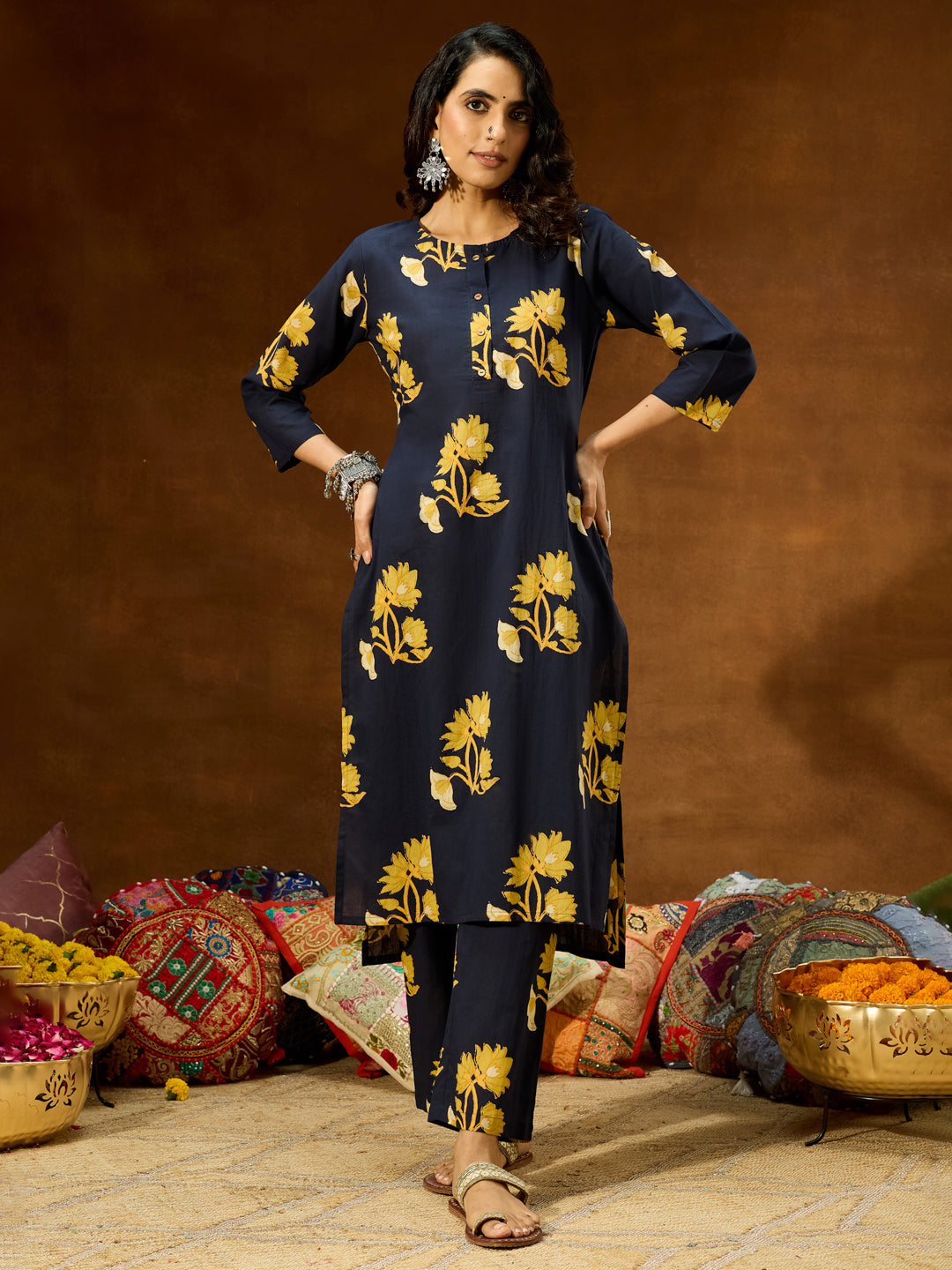 Ninnique Women's Navy Blue Pure Cotton Floral Printed Straight Co-ord Set