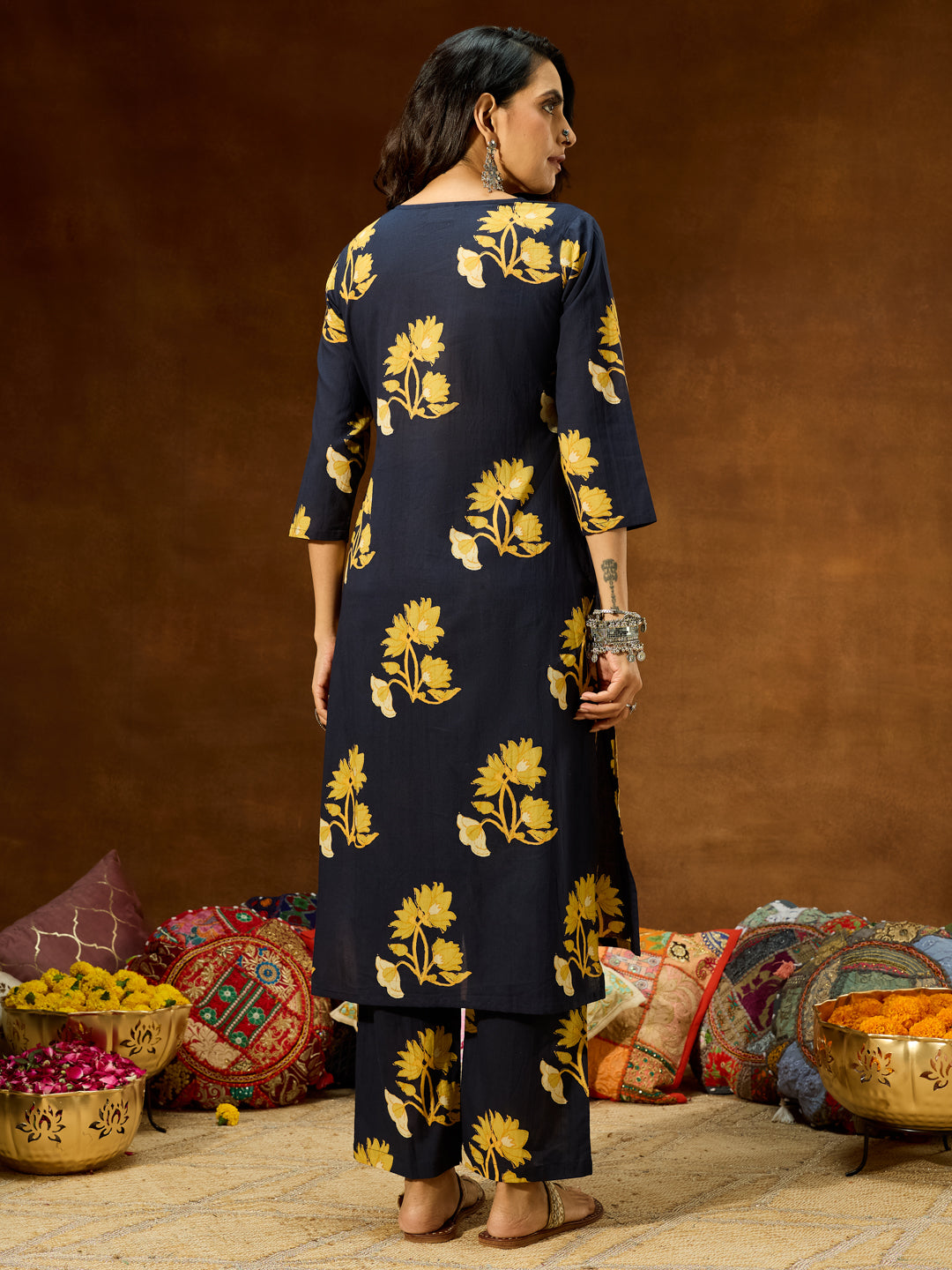 Ninnique Women's Navy Blue Pure Cotton Floral Printed Straight Co-ord Set
