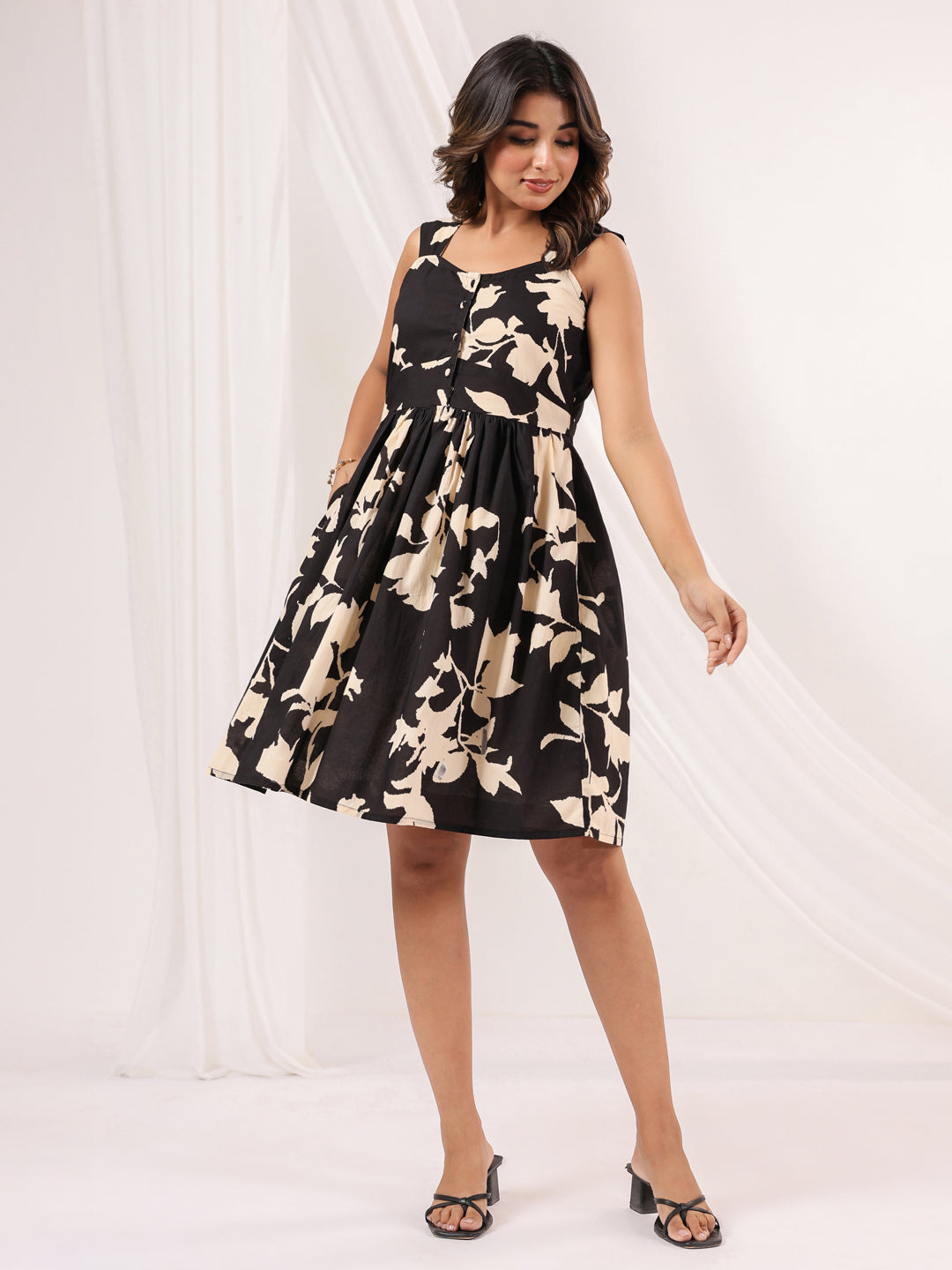 Ninnique Women's Black & Cream Pure Cotton Floral Printed Fit & Flare Dress