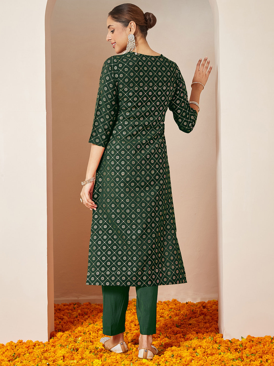 Ninnique Women's Dark Green Silk Blend Yoke Embroidered Straight Front-slit Kurta Pant Set