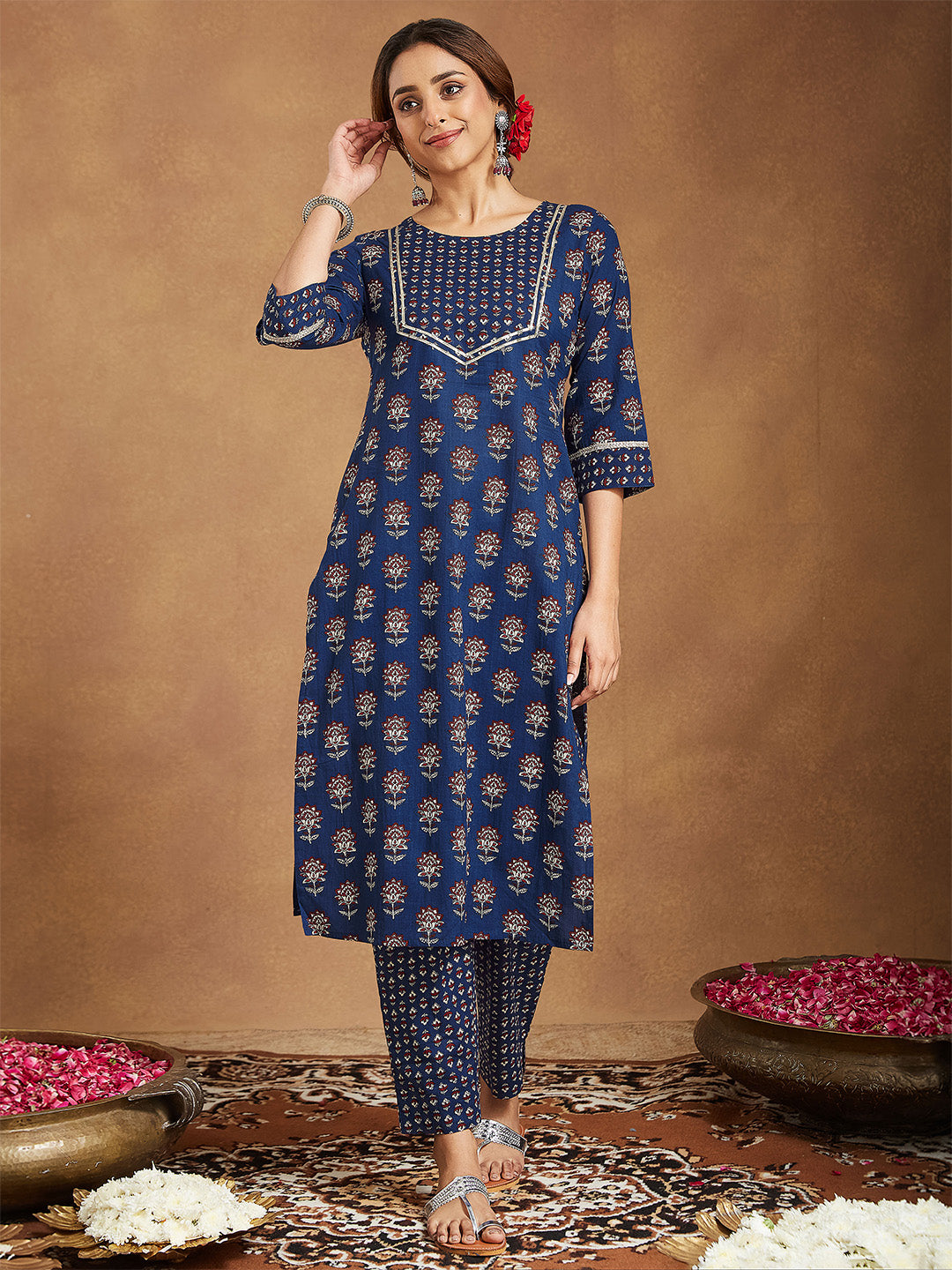 Ninnique Women's Dark Blue Pure Cotton Floral Printed Straight Kurta Pant Set