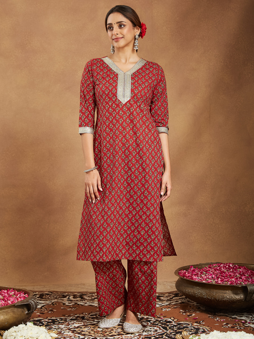 Ninnique Women's Maroon Pure Cotton Embellished Floral Printed Straight Kurta With Pant Set