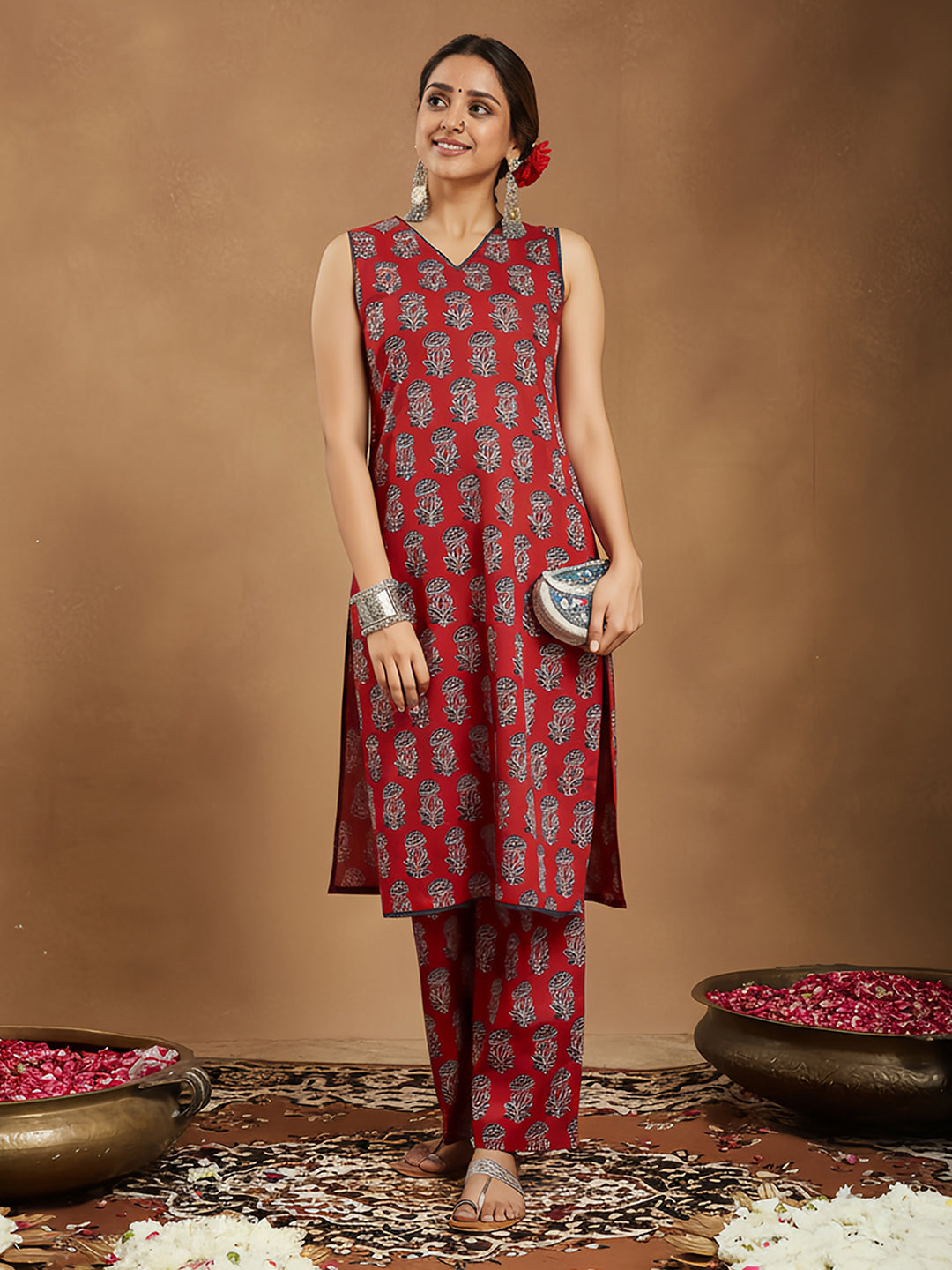 Ninnique Women's Maroon Pure Cotton Floral Printed Straight Kurta Pant Set