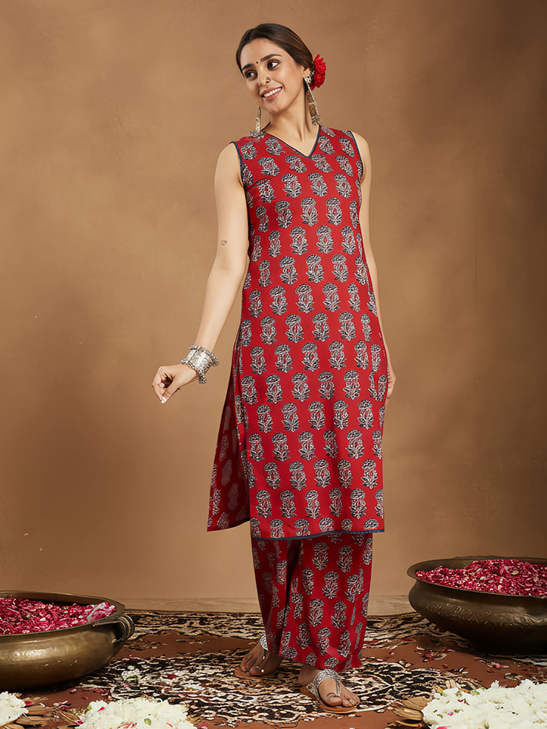 Ninnique Women's Maroon Pure Cotton Floral Printed Straight Kurta Pant Set