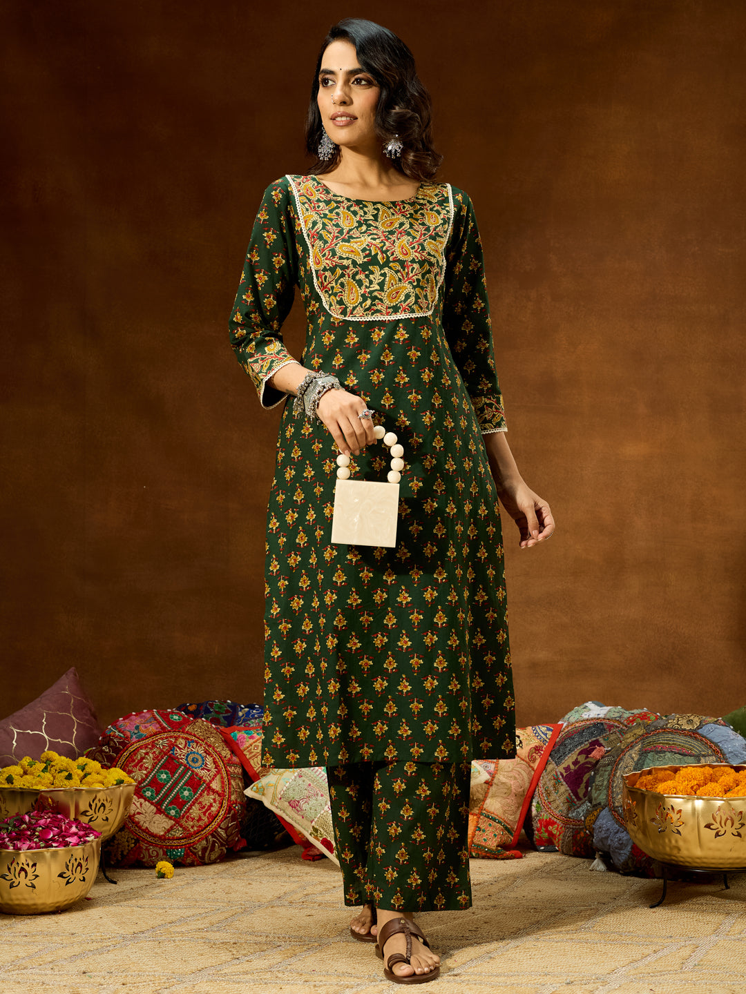 Ninnique Women's Green Pure Cotton Floral Printed Straight Kurta Set