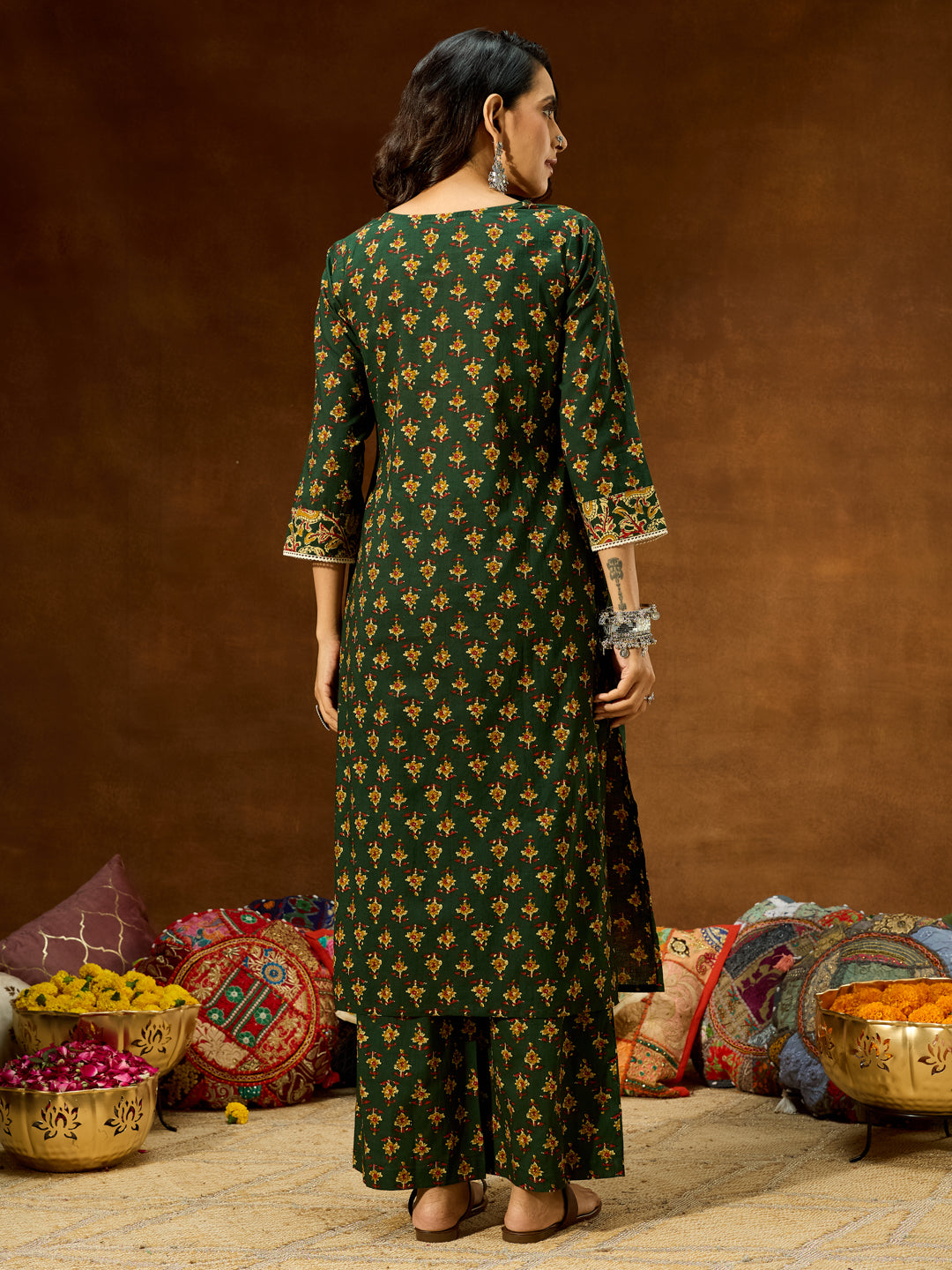 Ninnique Women's Green Pure Cotton Floral Printed Straight Kurta Set