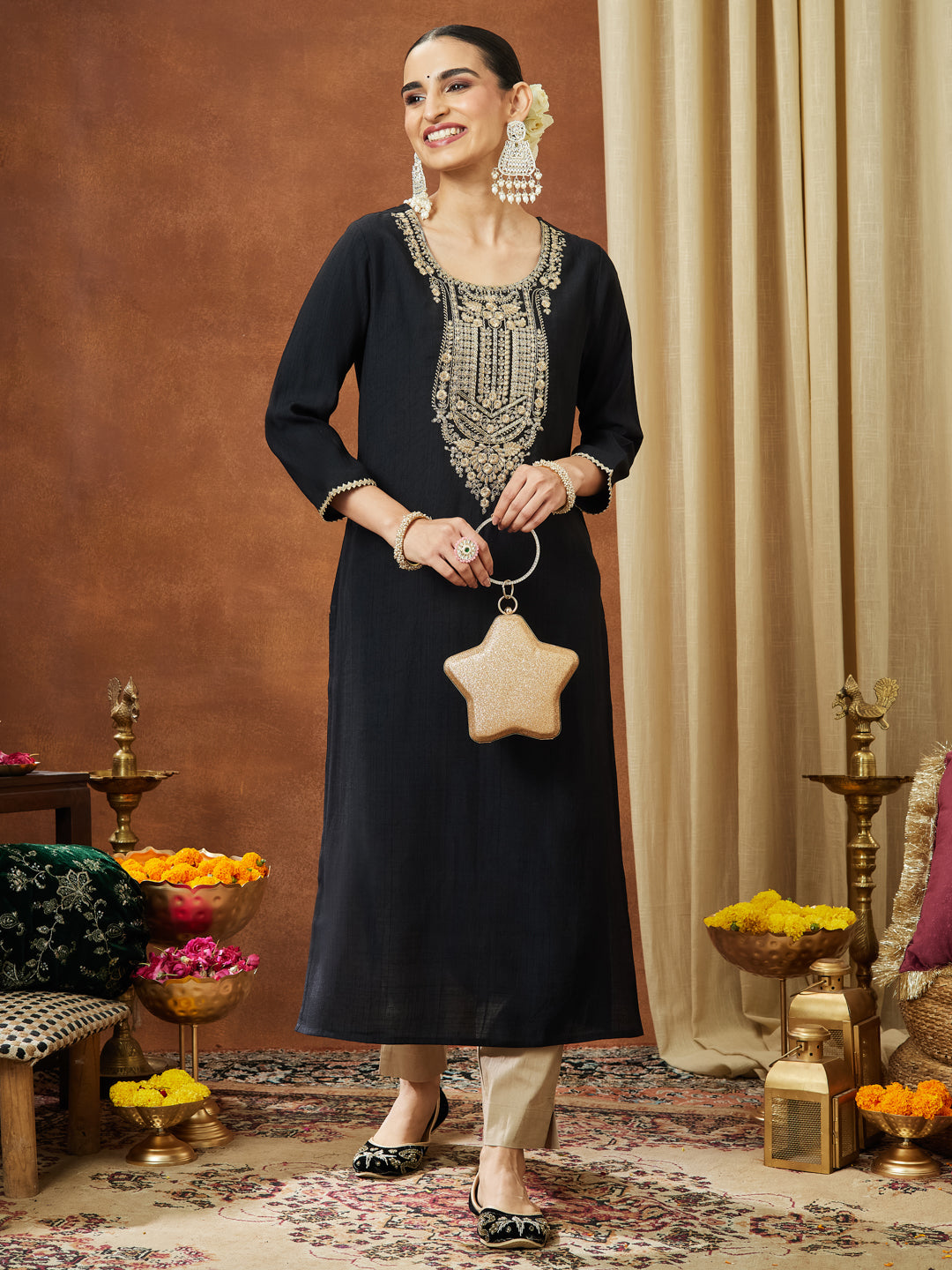 Ninnique Women's Black Silk Blend Zari Yoke Embroidered Straight Kurta