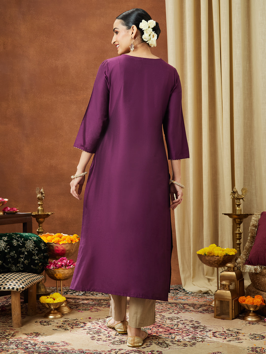 Ninnique Women's Wine Chanderi Silk Zari Yoke Embroidered Straight Kurta