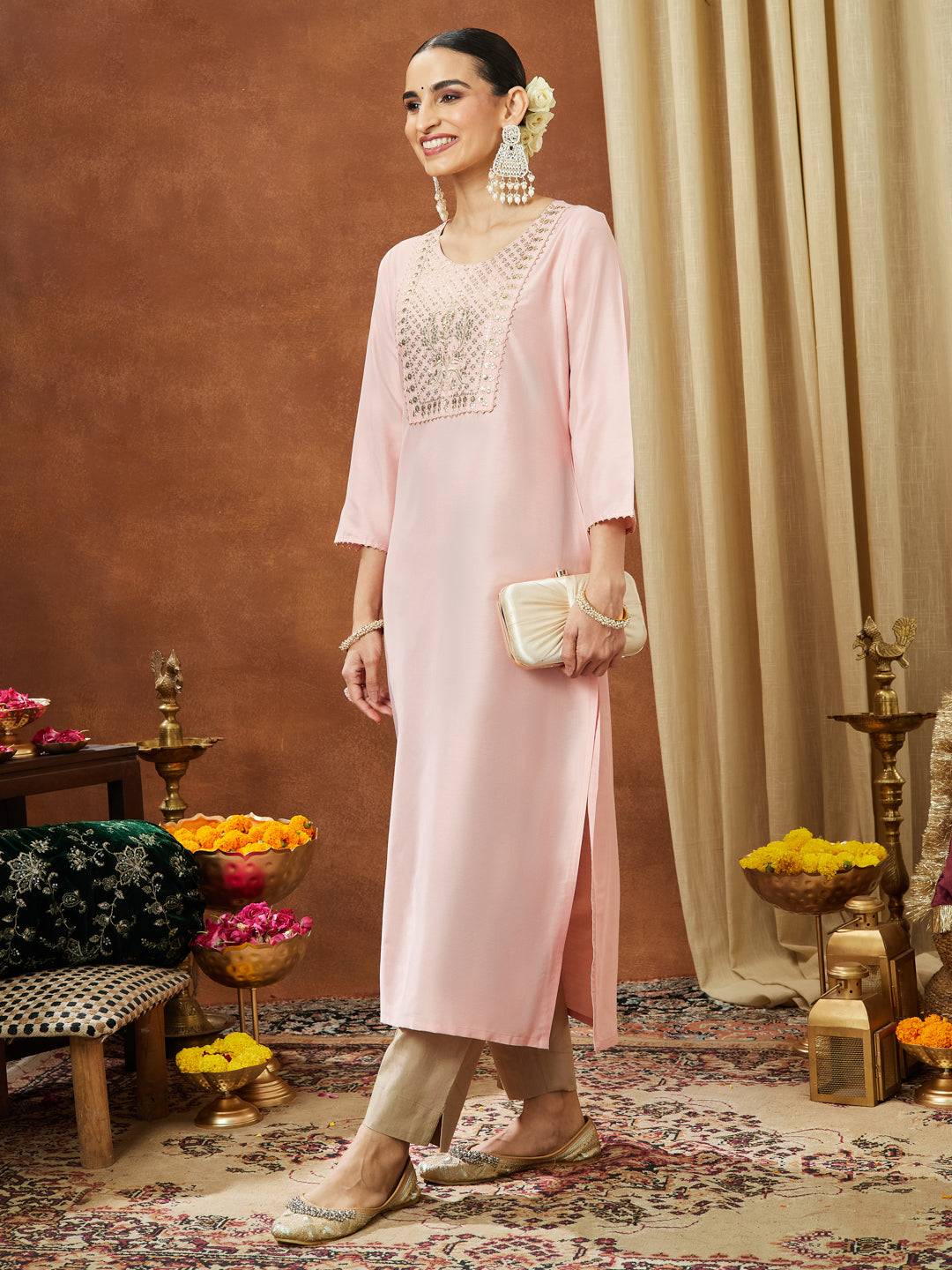 Ninnique Women's Light Pink Chanderi Silk Yoke Embroidered Straight Kurta