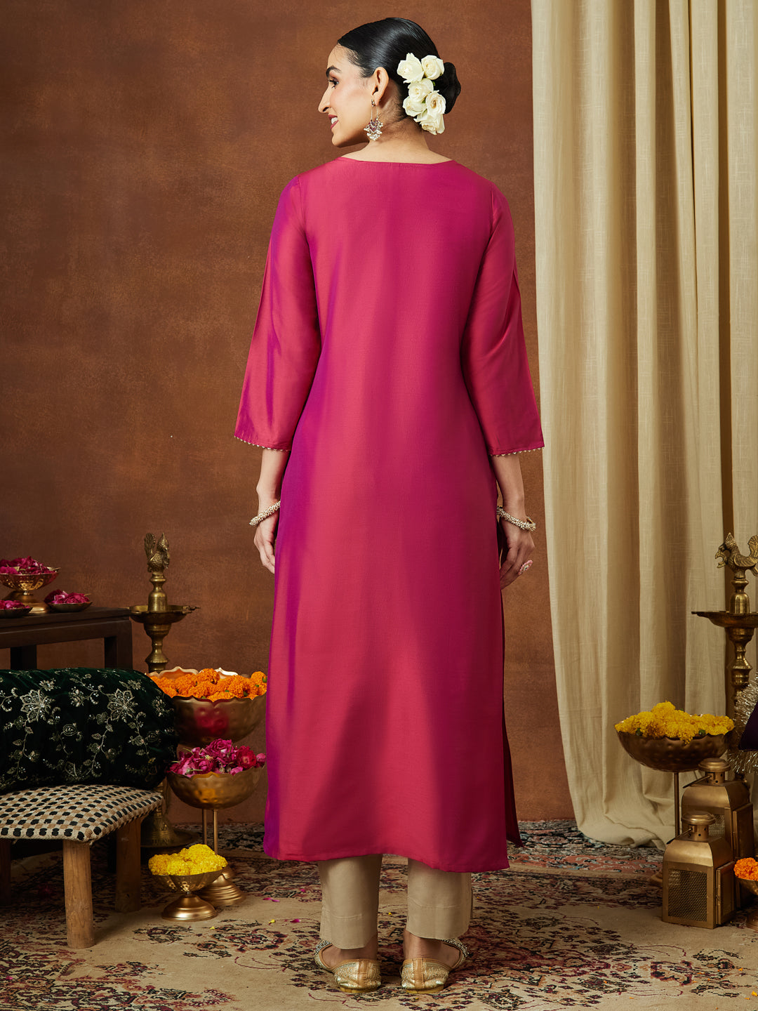 Ninnique Women's Pink Chanderi Silk Zari Yoke Embroidered Straight Kurta