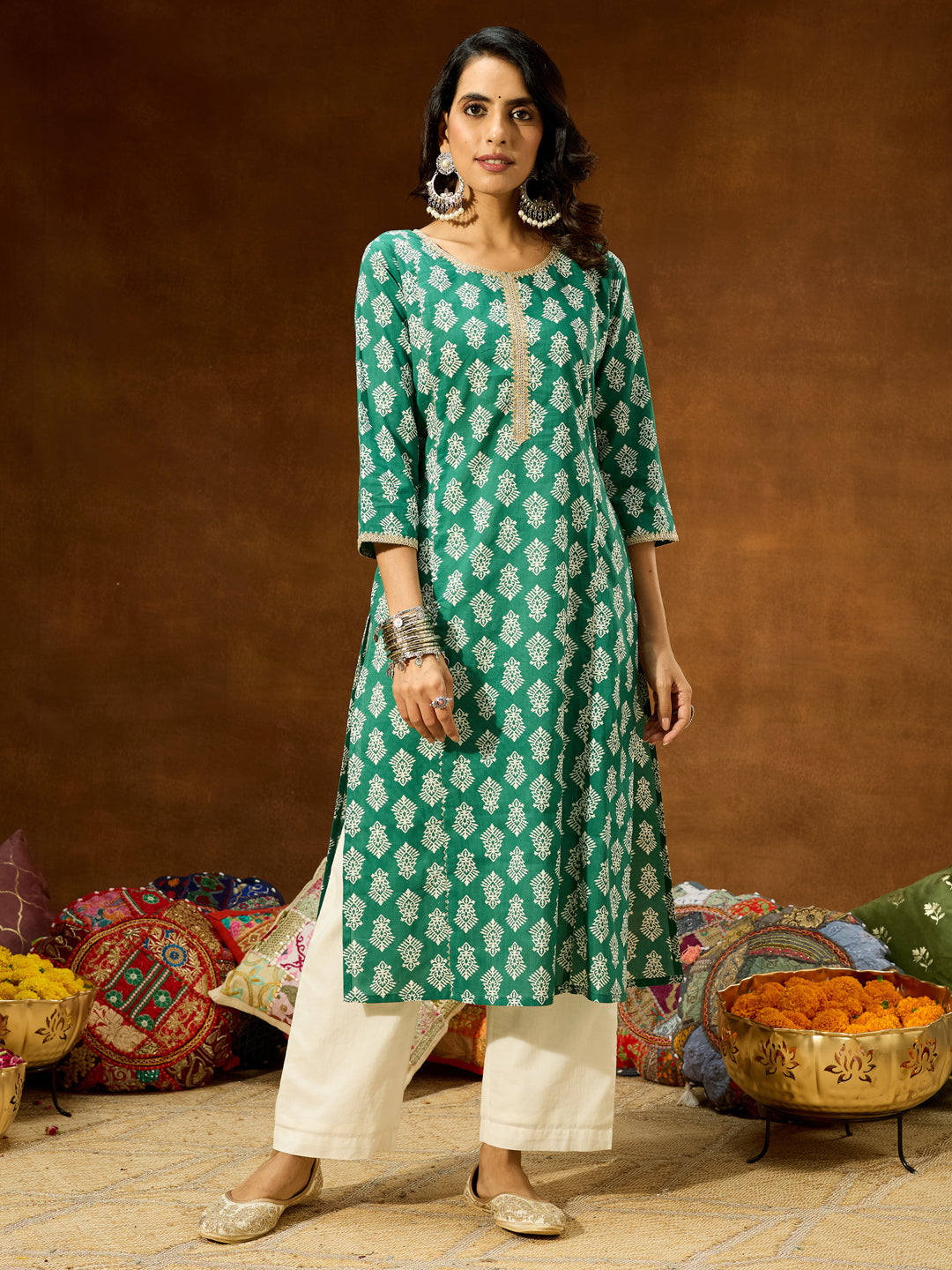 Ninnique Women's Green Pure Cotton Ethnic Motifs Printed Straight Kurta