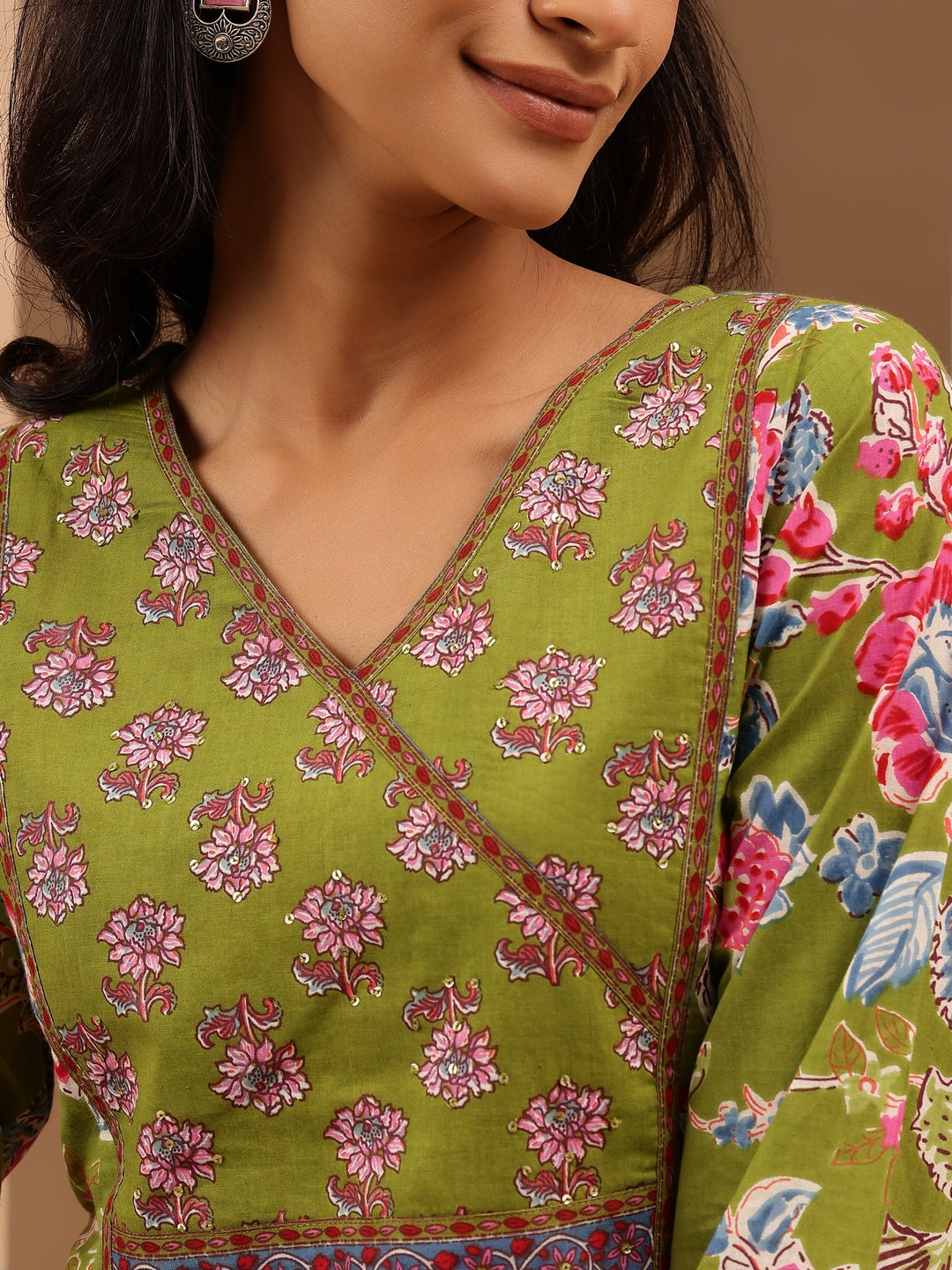 Ninnique Women's Green Pure Cotton Floral Printed Straight Kurta