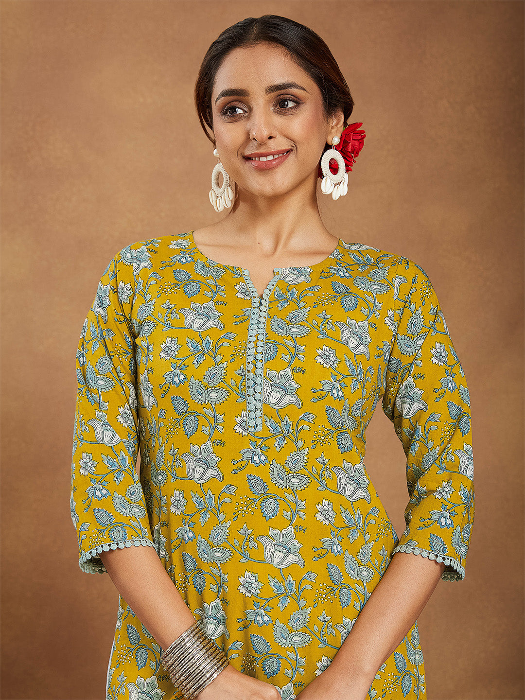 Ninnique Women's Mustard Pure Cotton Floral Printed Straight Kurta