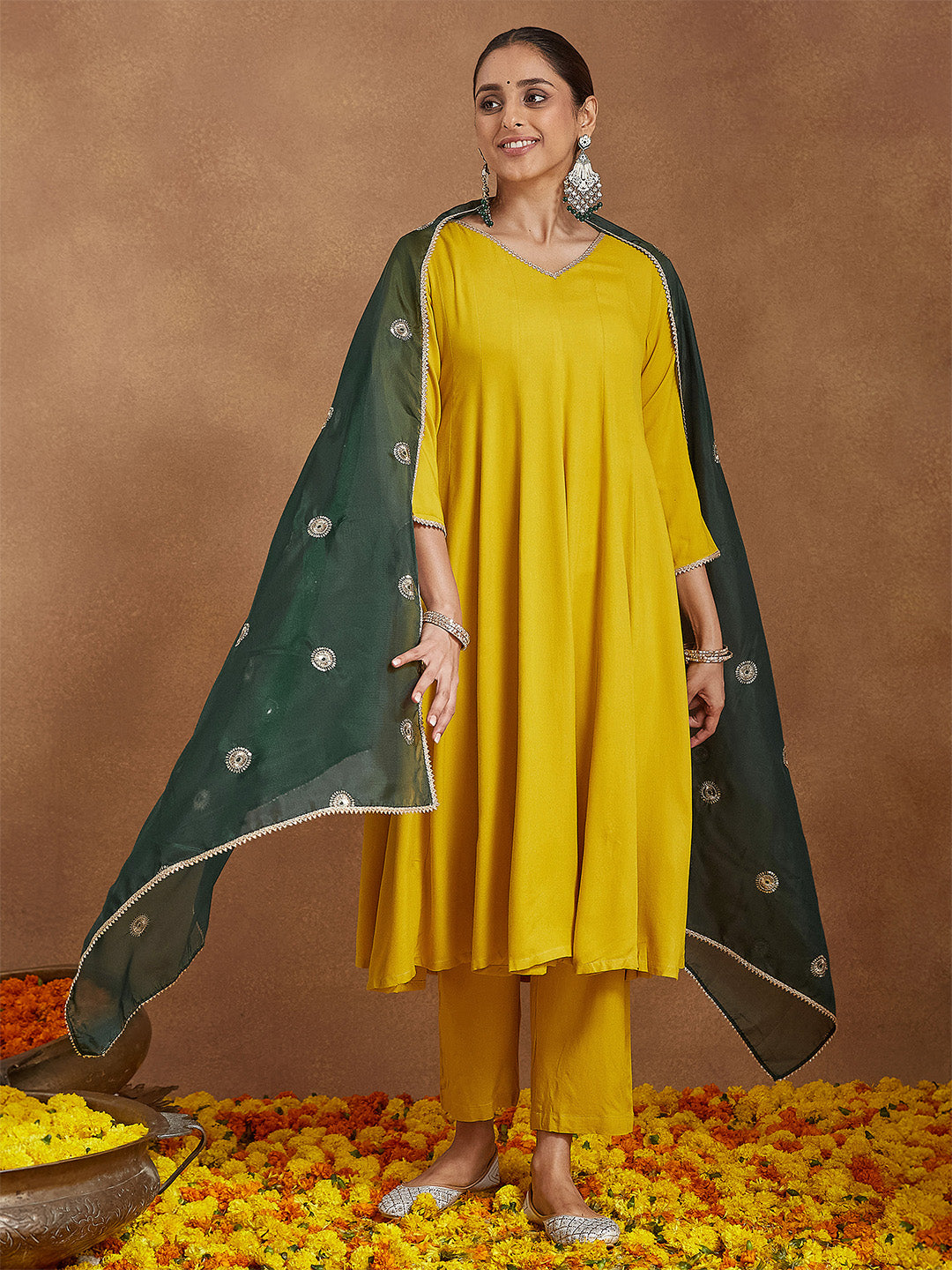 Ninnique Women Mustard Yellow Rayon Embellished Anarkali Kurta Set With Green Dupatta