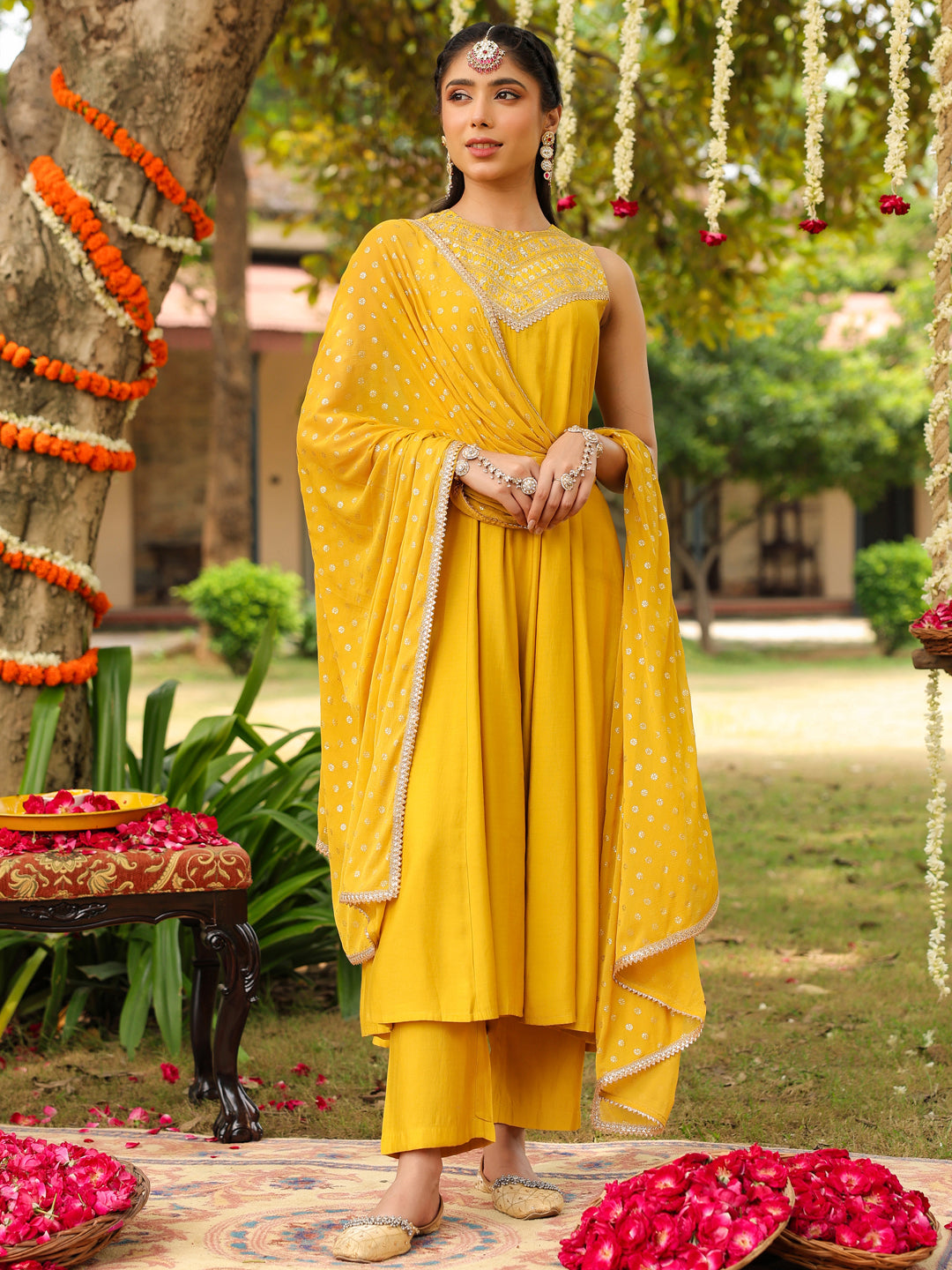 Ninnique Women Yellow Chanderi Silk Embellished Anarkali Kurta Set With Dupatta