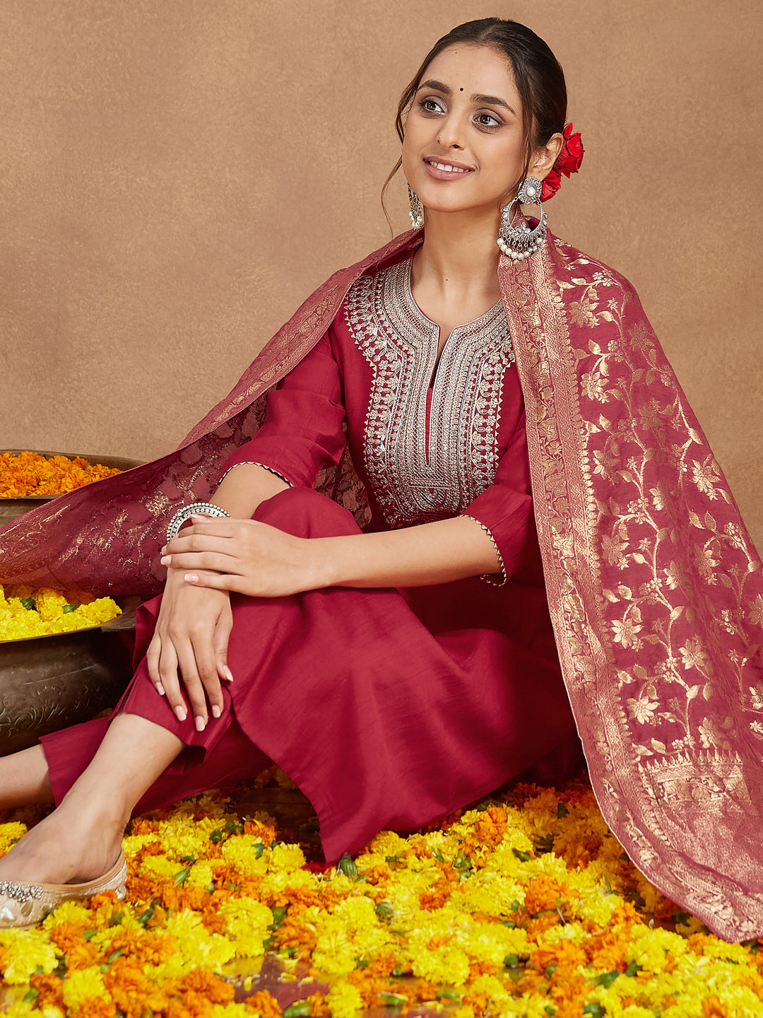 Ninnique Women's Maroon Silk Blend Zari Embroidered Straight Kurta Set