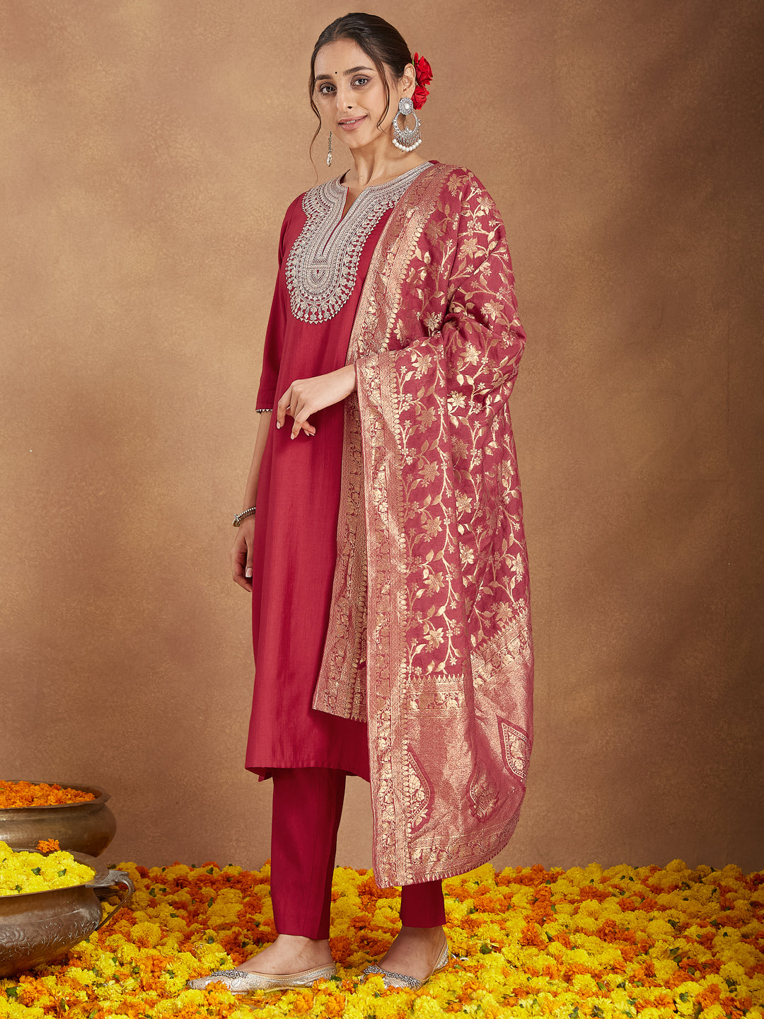 Ninnique Women's Maroon Silk Blend Zari Embroidered Straight Kurta Set