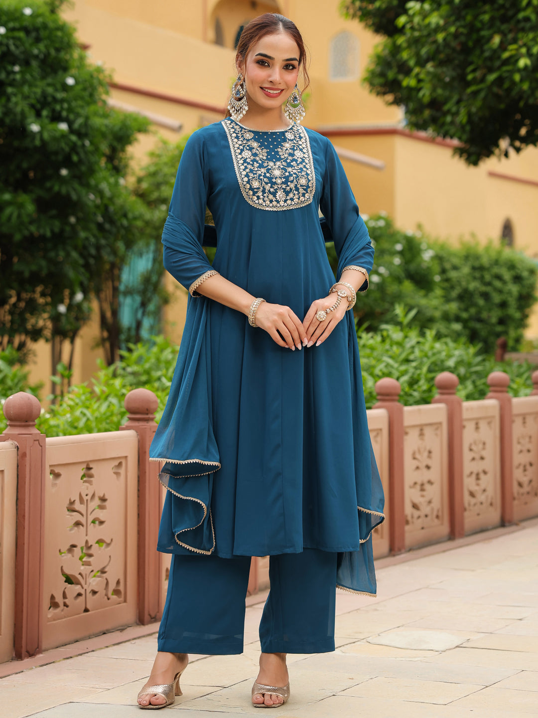 Ninnique Women's Teal Georgette Zari Yoke Embroidered Anarkali Kurta Set With Dupatta