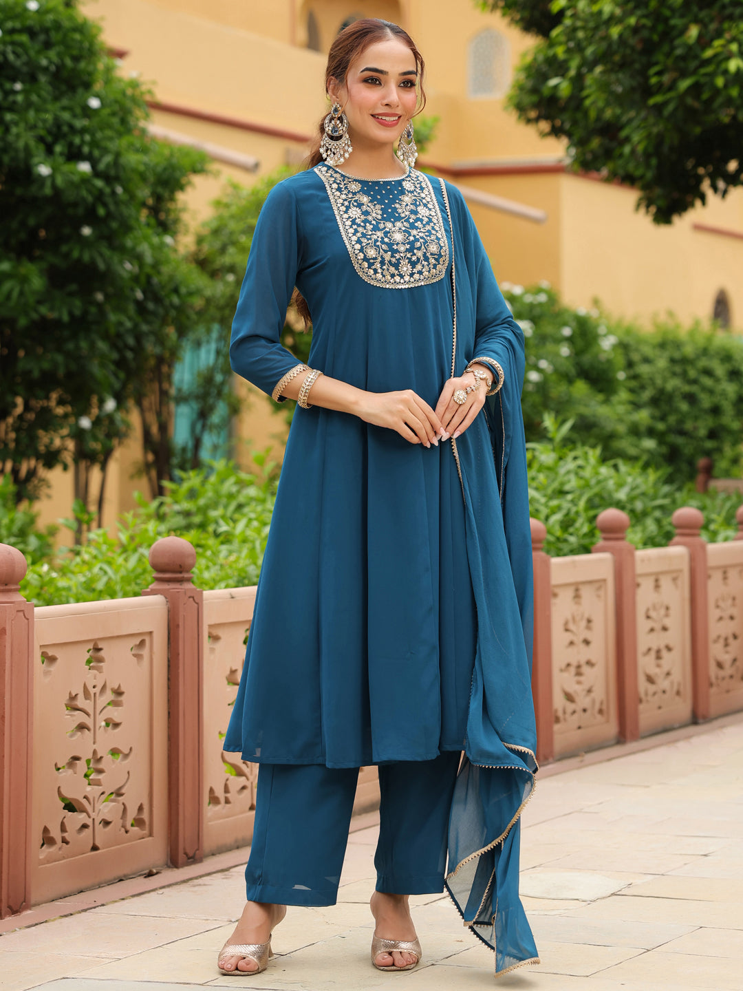 Ninnique Women's Teal Georgette Zari Yoke Embroidered Anarkali Kurta Set With Dupatta