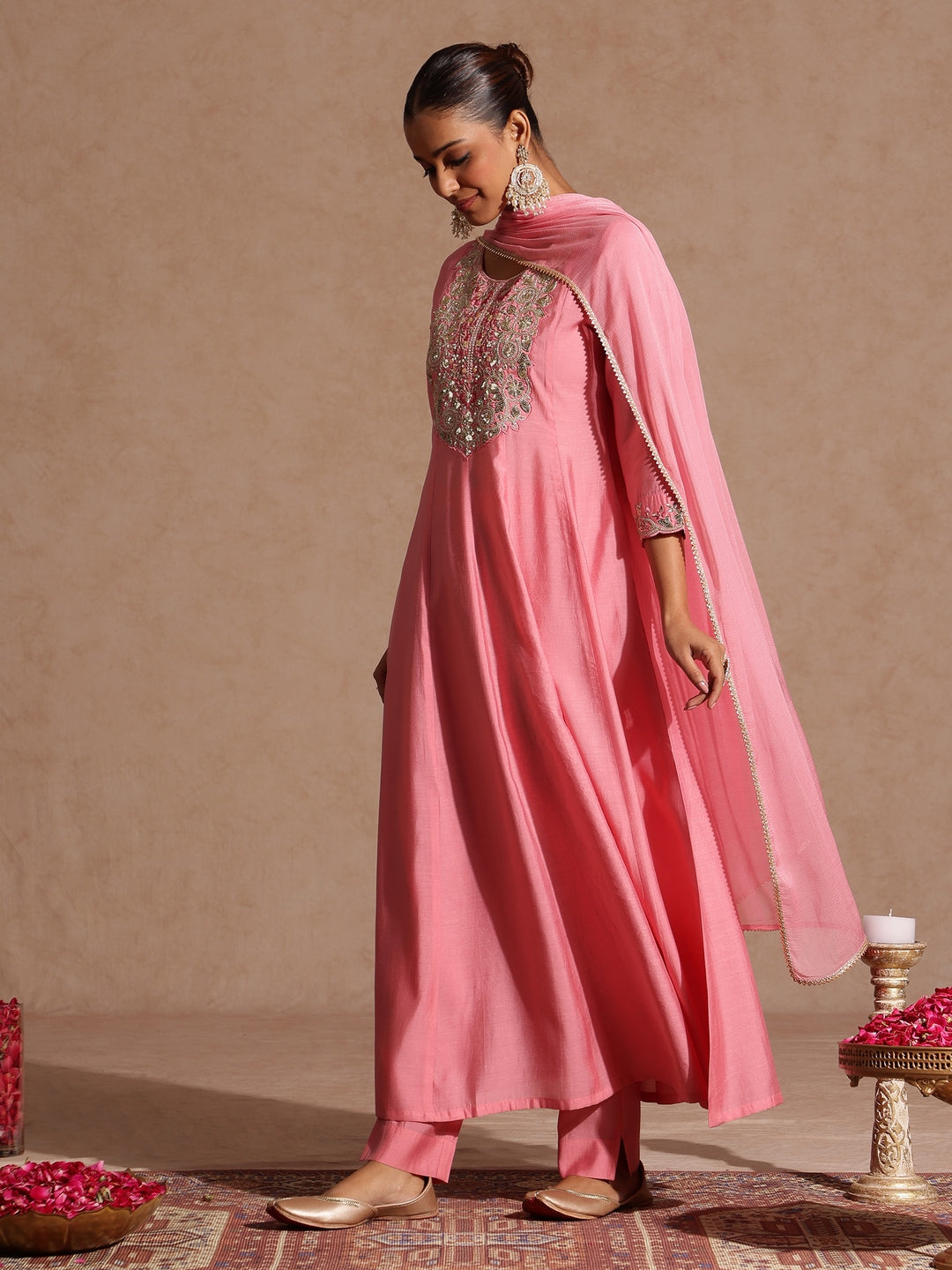 Ninnique Women's Light Pink Chanderi Silk Zari Yoke Embroidered Anarkali Kurta Set