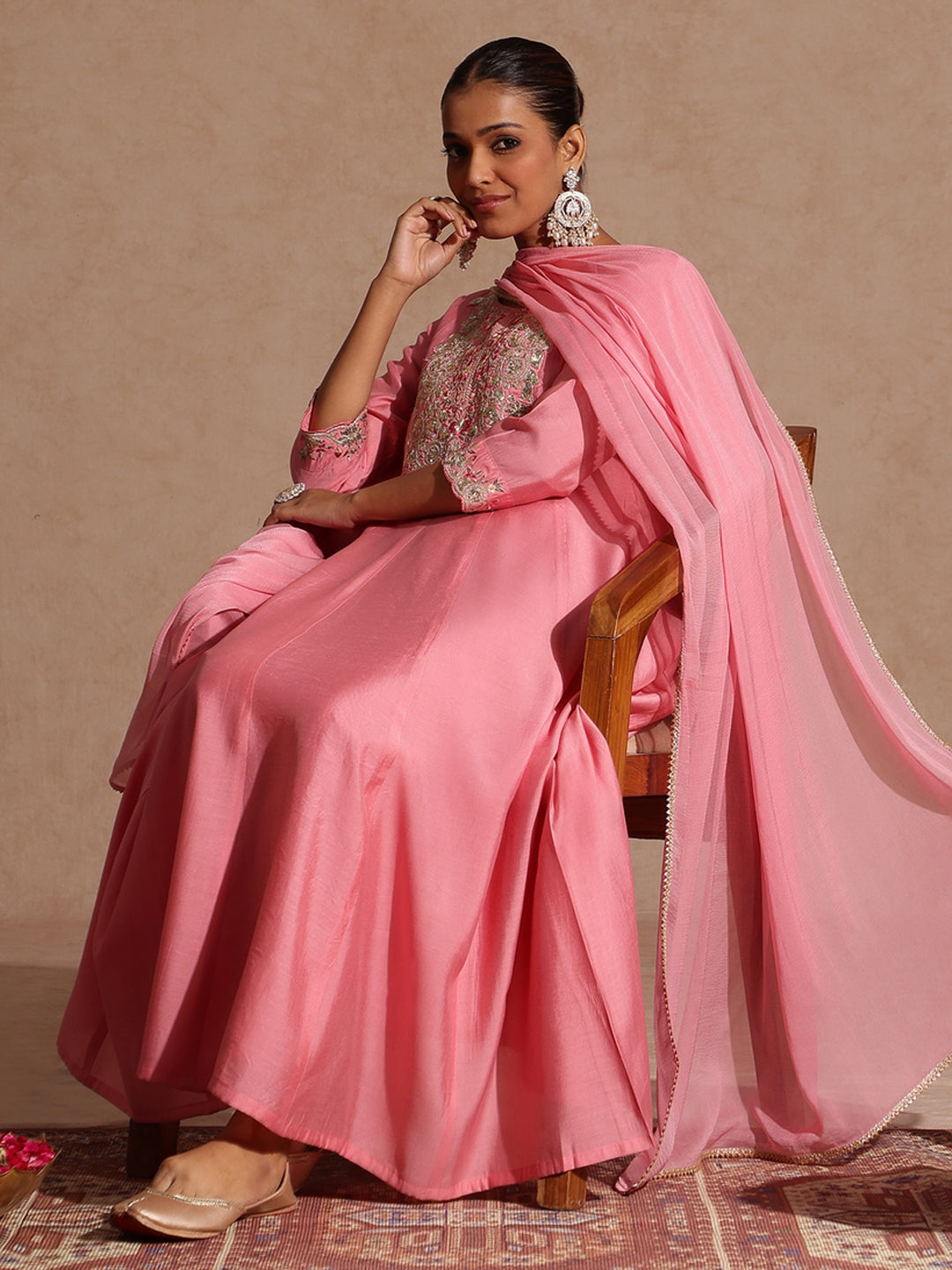 Ninnique Women's Light Pink Chanderi Silk Zari Yoke Embroidered Anarkali Kurta Set