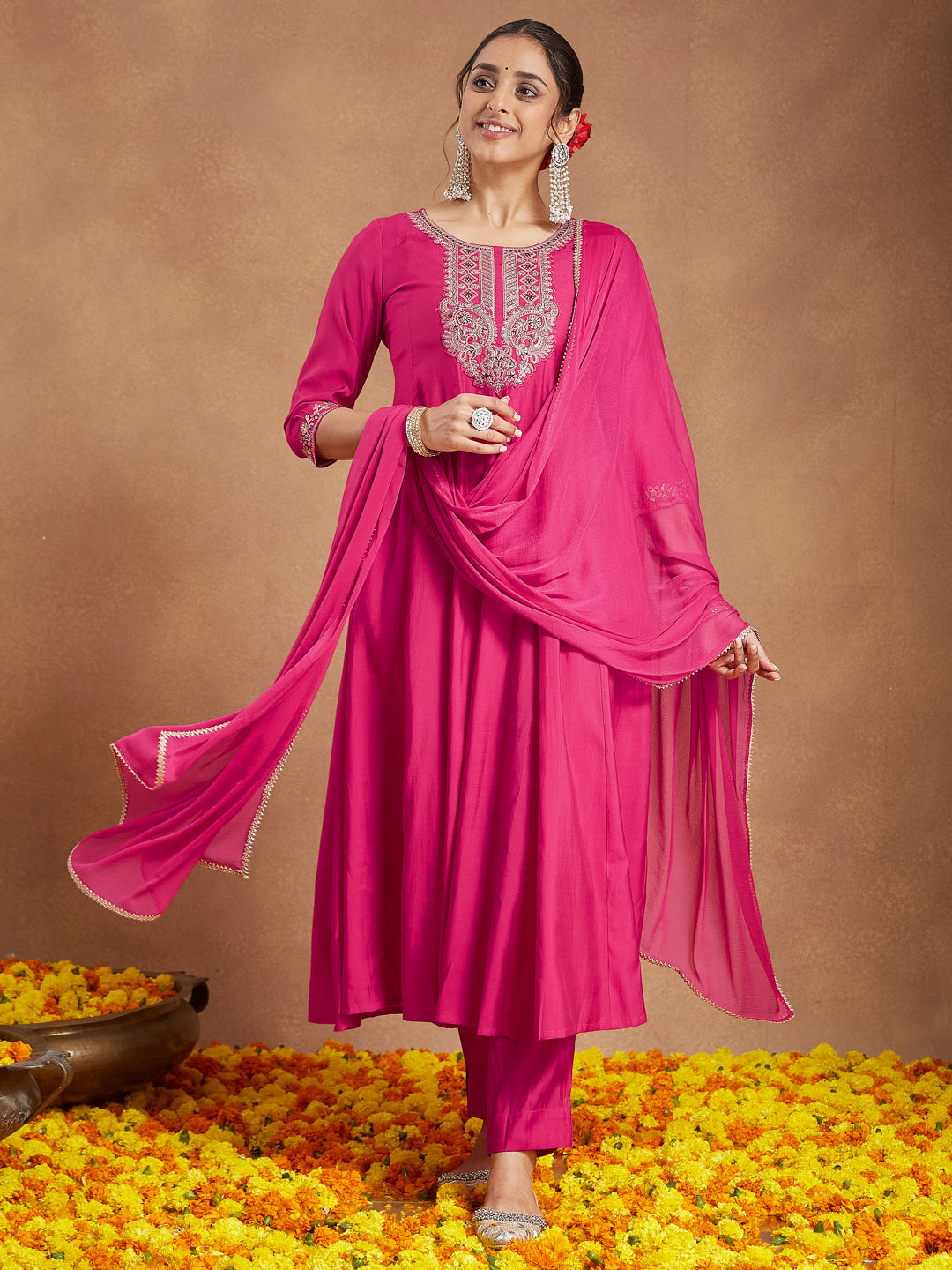 Ninnique Women's Pink Chanderi Silk Yoke Embroidered Anarkali Kurta Set
