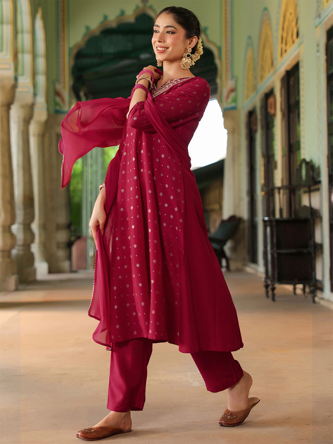 Ninnique Women's Pink Silk Blend Zari Yoke Embroidered Gold Printed Anarkali Kurta Set