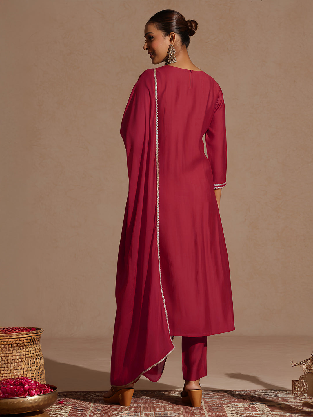 Ninnique Women's Red Silk Blend Embroidered Straight Kurta Set