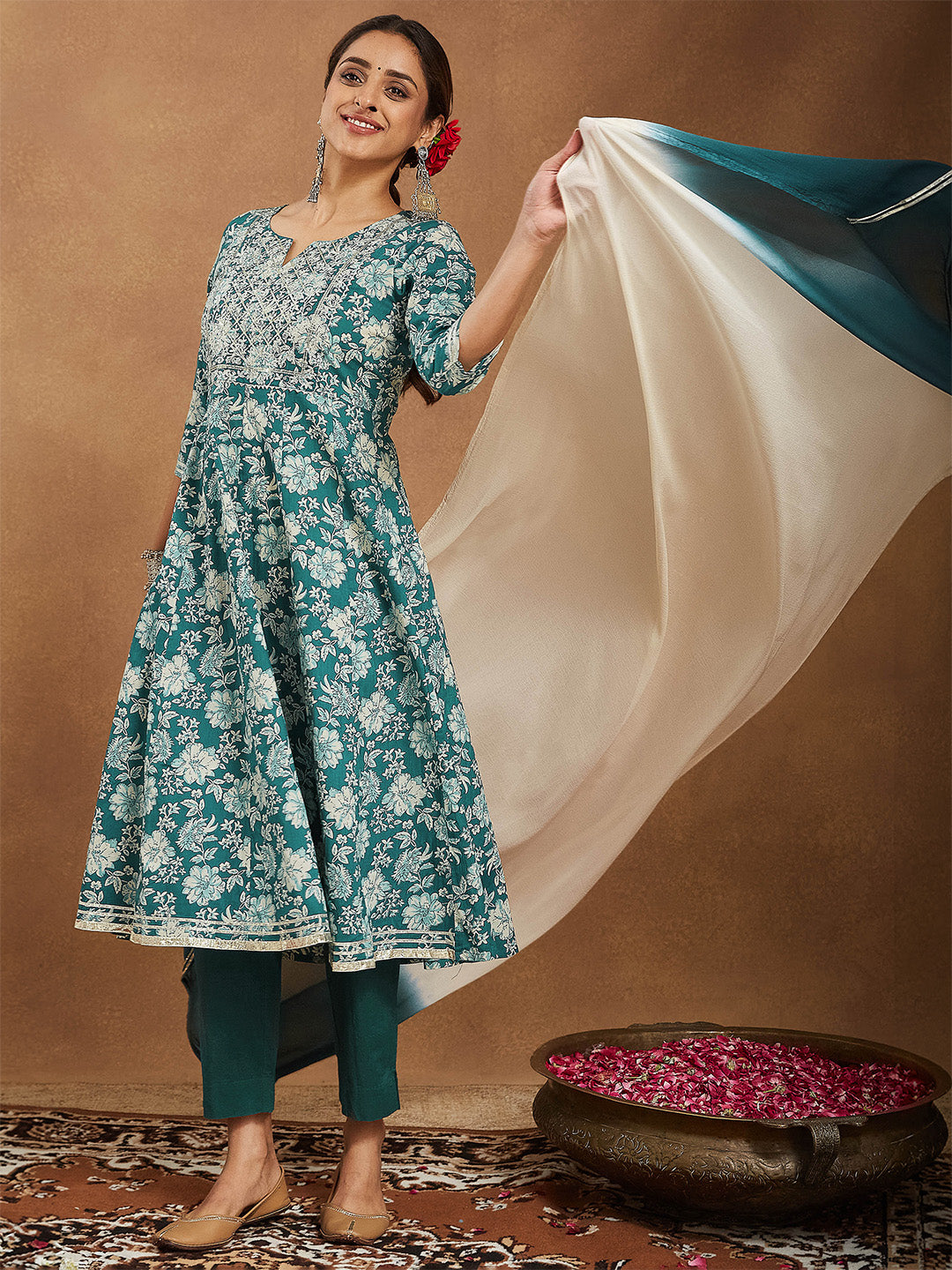 Ninnique Women's Teal Green Pure Cotton Yoke Embroidered Floral Printed Anarkali Kurta Set