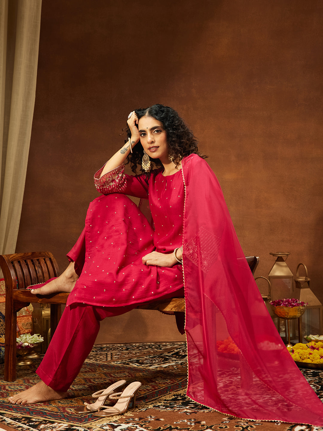 Ninnique Women's Pink Silk Blend Embellished Straight Kurta Set