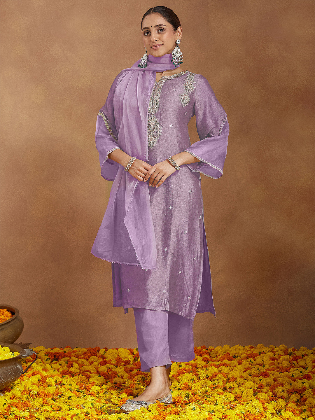 Ninnique Women's Lavender Silk Blend Zari Embroidered Straight Kurta Set