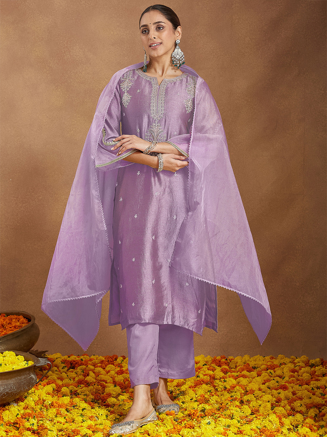 Ninnique Women's Lavender Silk Blend Zari Embroidered Straight Kurta Set